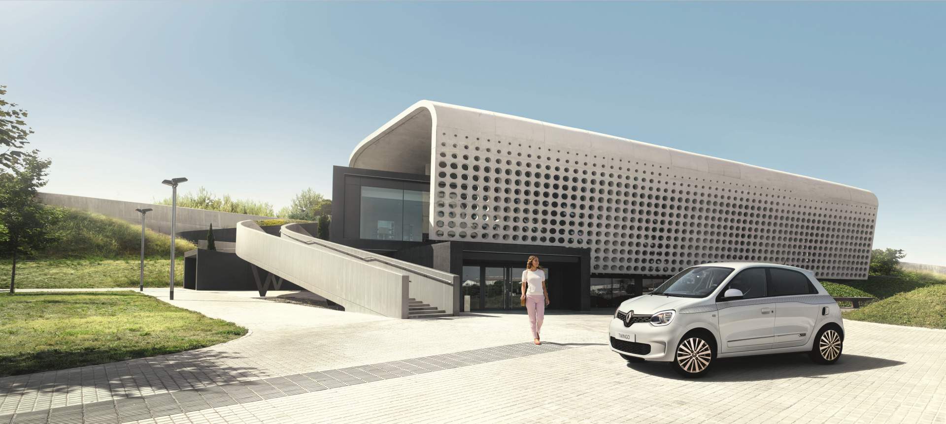 2019 - Nouvelle Renault TWINGO Renault Twingo Gets Subtle Facelift, New 1.0L Engine For 2019MY (Live Pics)