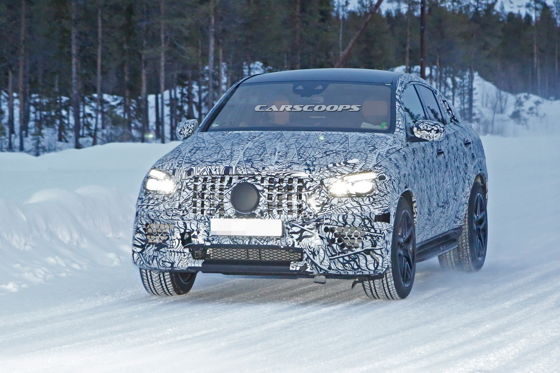 2020 mercedes-amg gle 63 coupe spy 1 Hot New 2020 Mercedes-AMG GLE 63 Coupe Coming With Up To 603 HP