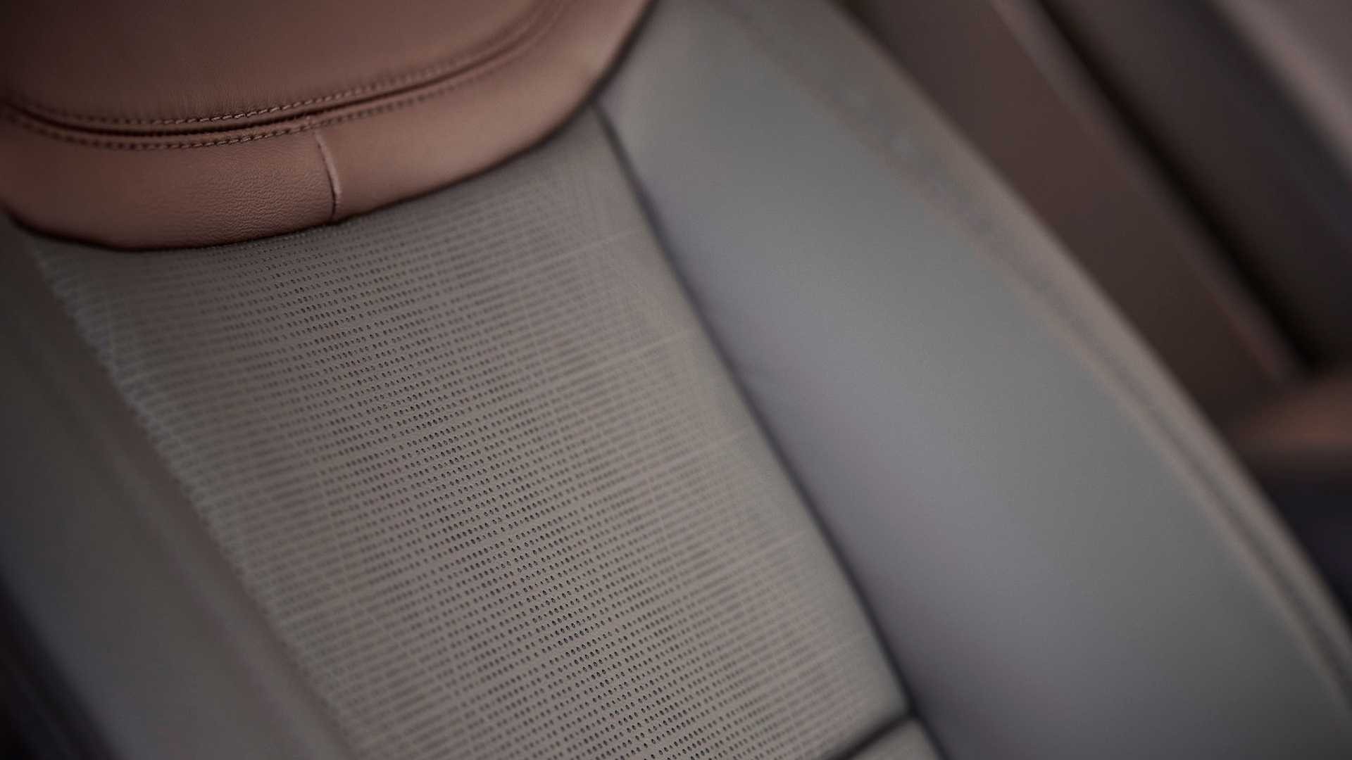 2020-Ford-Explorer-23 2020 Ford Explorer Debuts With Less Weight And New RWD Platform