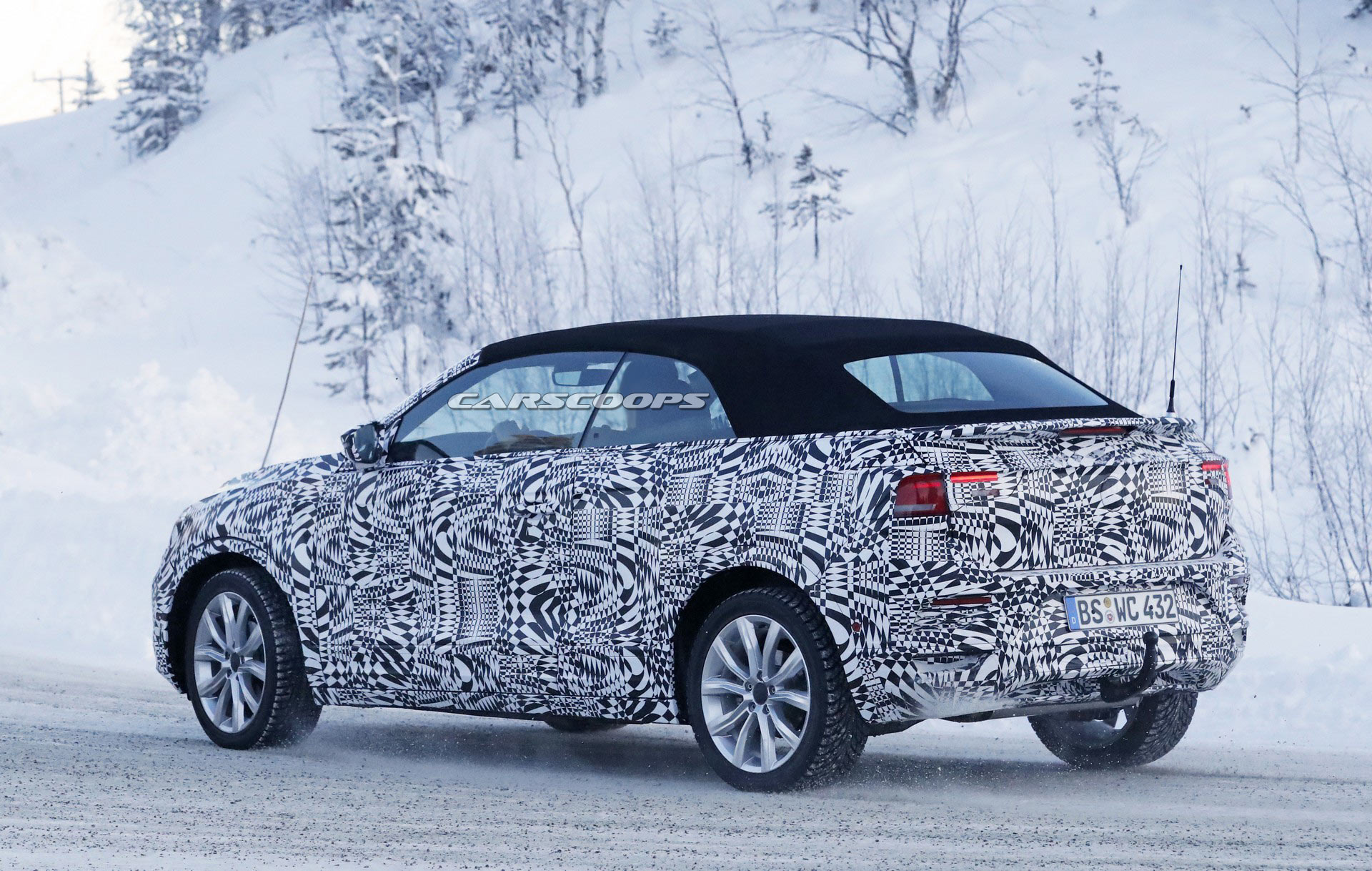 VW-T-ROC-Convertible-7 2020 VW T-Roc Convertible Is The Golf Cabriolet For The Crossover Era