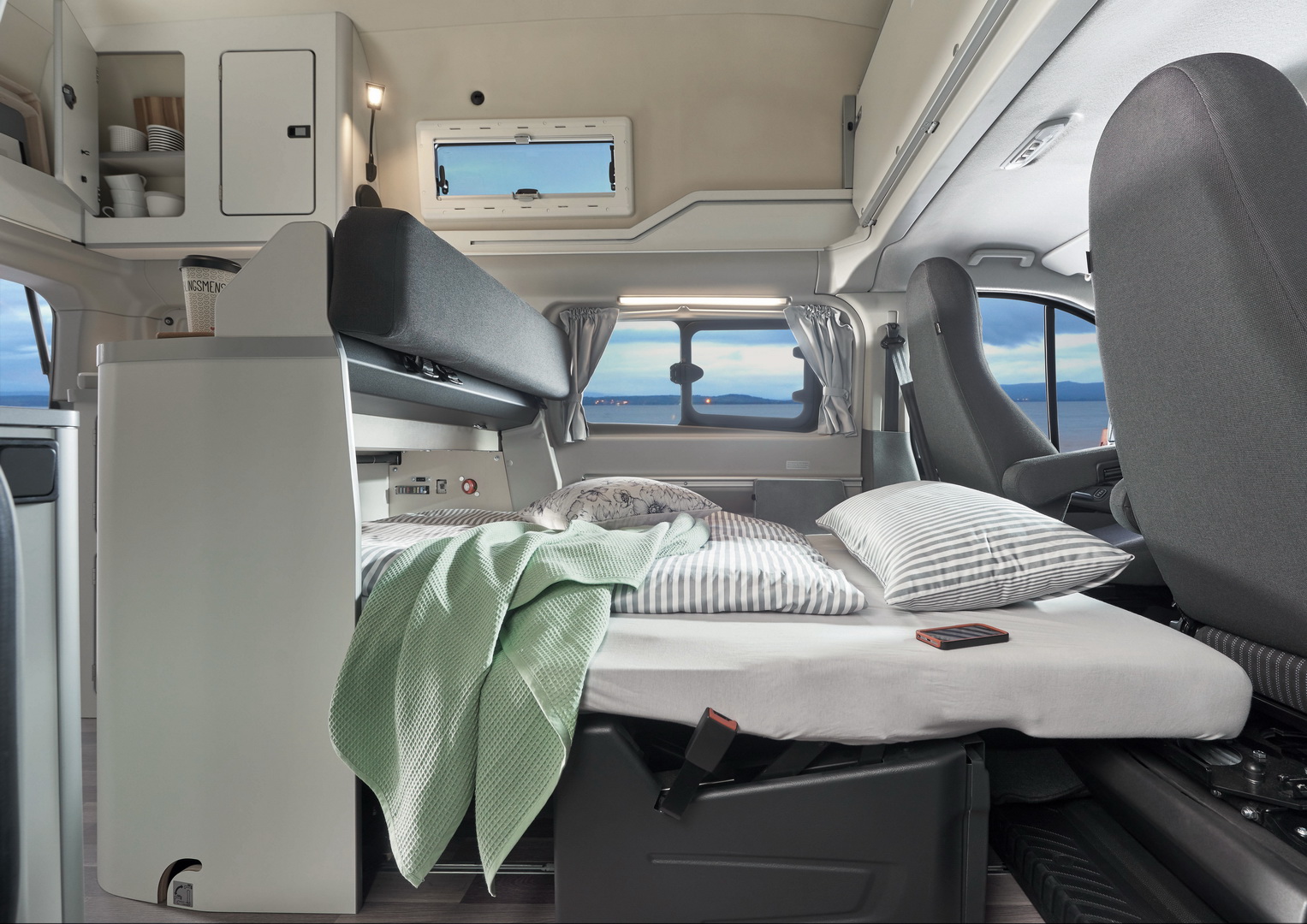 2020 ford transit custom nugget camper van 6 Transit Custom Nugget Is Ford’s New Camper Van For Europe