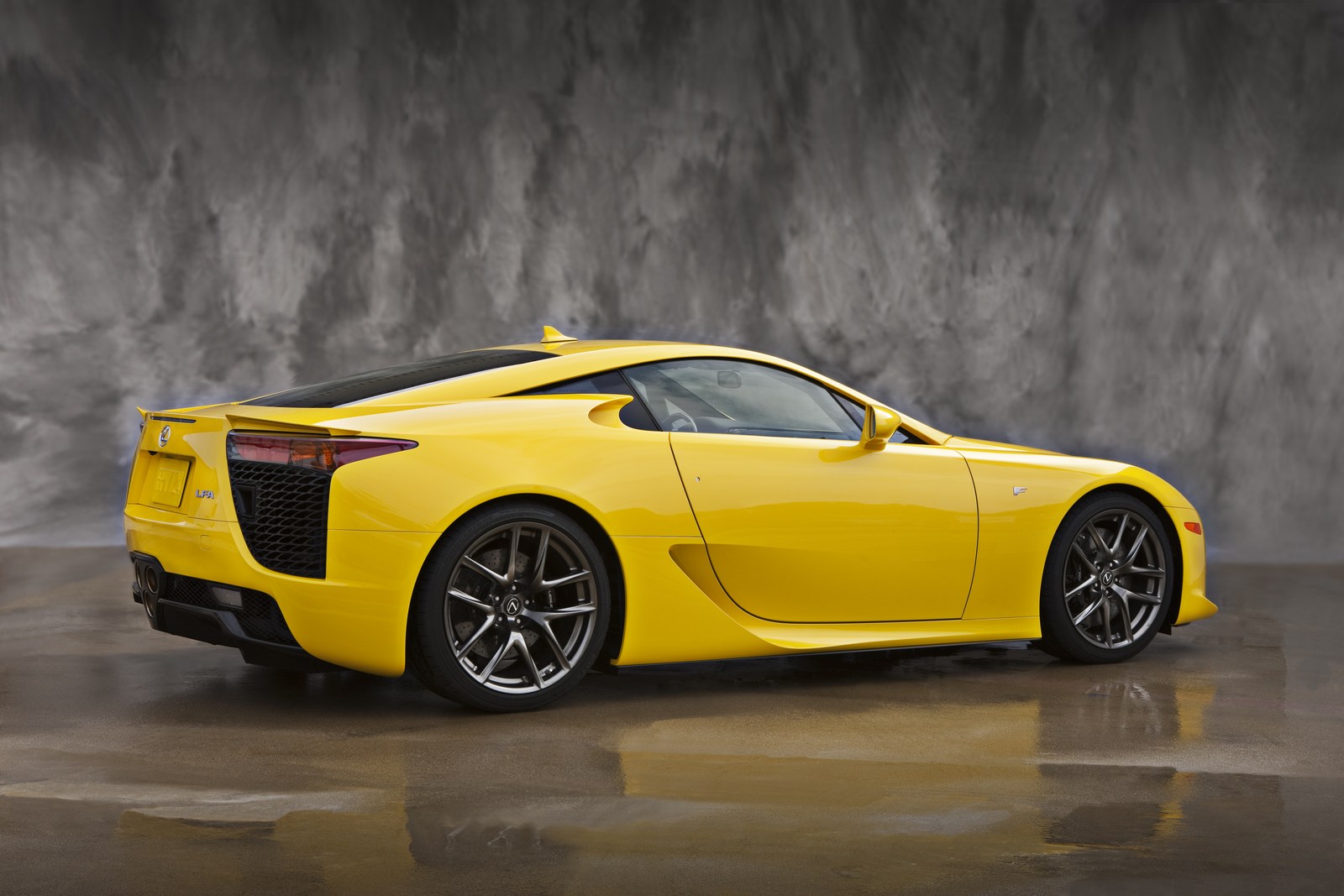 Lexus-LFA-Sales-2 Lexus Is Open To Making An LFA Successor – If We Ask Nicely