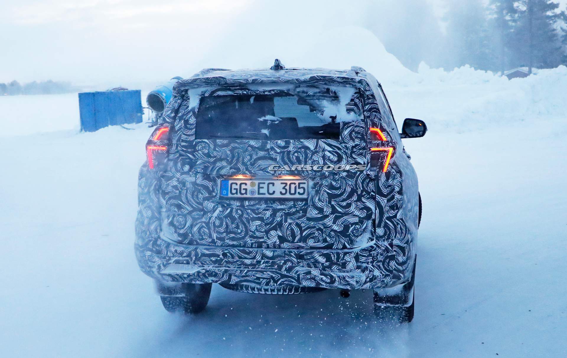 2020 Mitsubishi Pajero Sport facelift spy shots 23 2020 Mitsubishi Pajero Sport Shows Updated Face Ahead Of July 25 Reveal