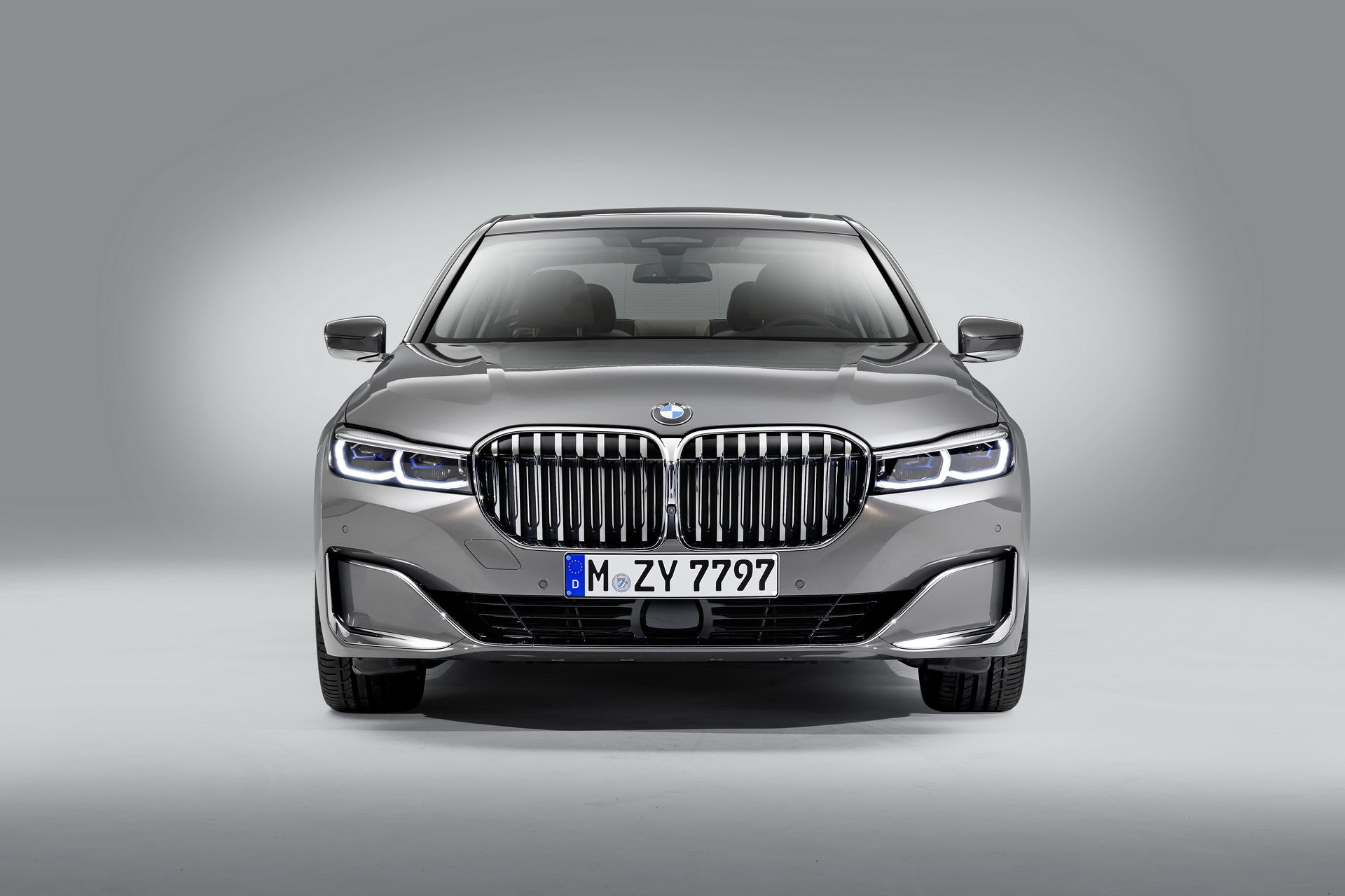 2019-BMW-7-Series-19 2020 BMW 7-Series Flagship Sedan Goes Official With Bold Update
