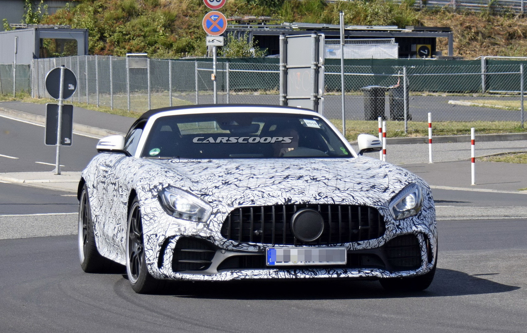 mercedes amg gt r roadster 6 Mercedes-AMG GT R Roadster Hinted At By German Insurer