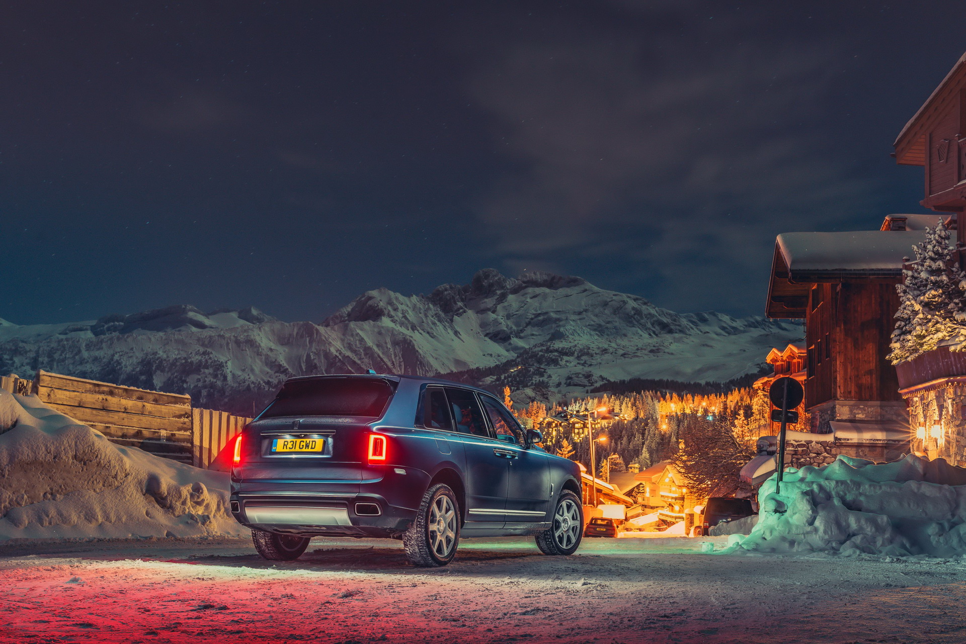 rolls cullinan alps retreat offer 1 Rolls-Royce Takes Cullinan To French Alps, Invites Buyers To Join