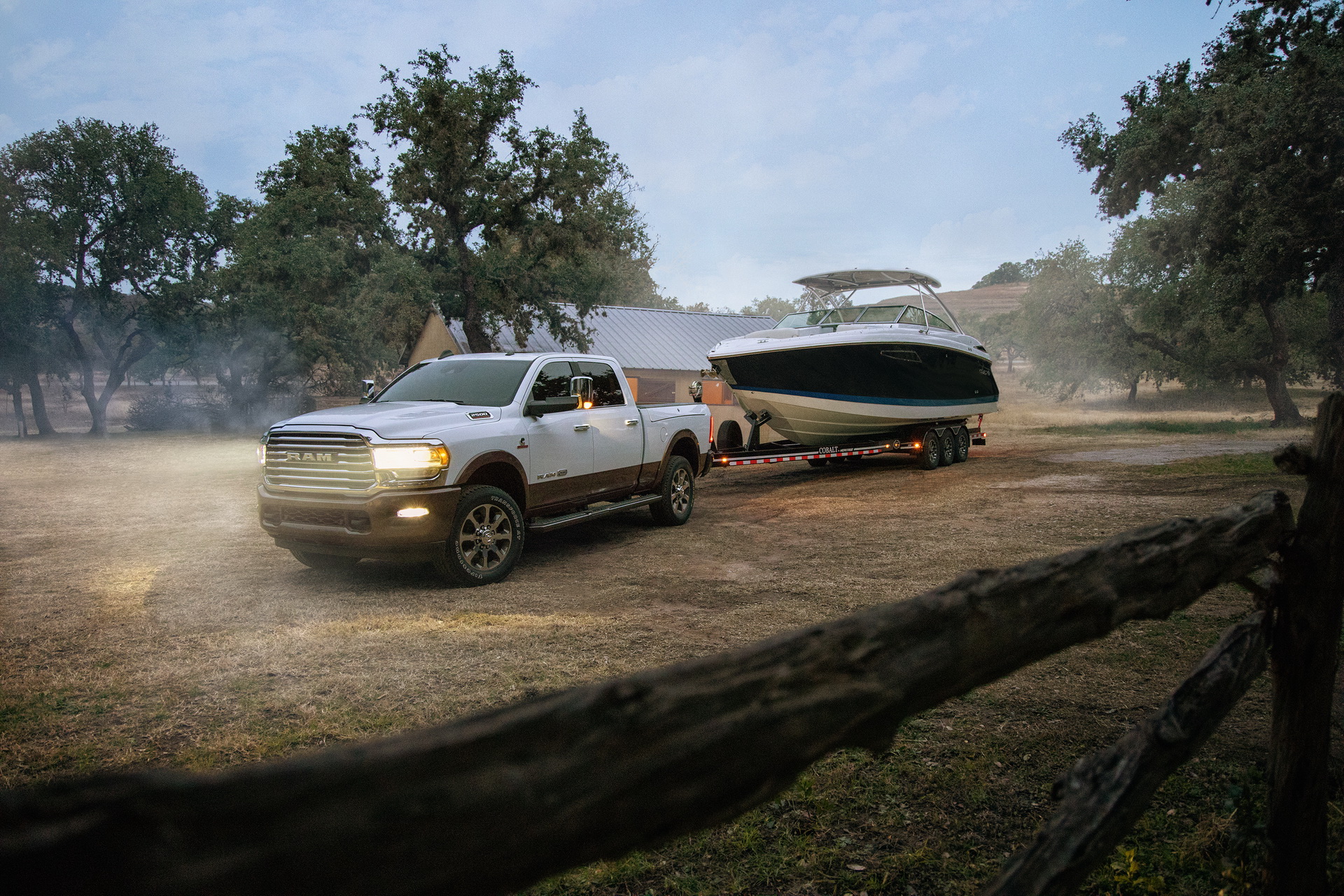 2019-RAM-HD-Laramie-Longhorn-21 2019 RAM HD Laramie Longhorn Will Cosset You With Real Wood, Leather And Steel