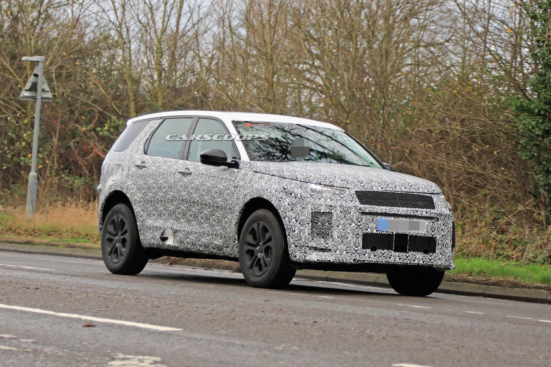 Land Rover Discovery Sport-16 2020 Land Rover Discovery Sport Hides Significant Changes Under Its Skin