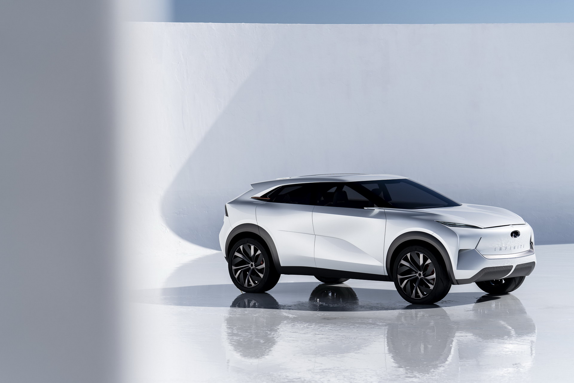 Infiniti QX Concept 51 QX Inspiration Concept Is An Unrealistic Teaser Of Infiniti’s New Electric SUV