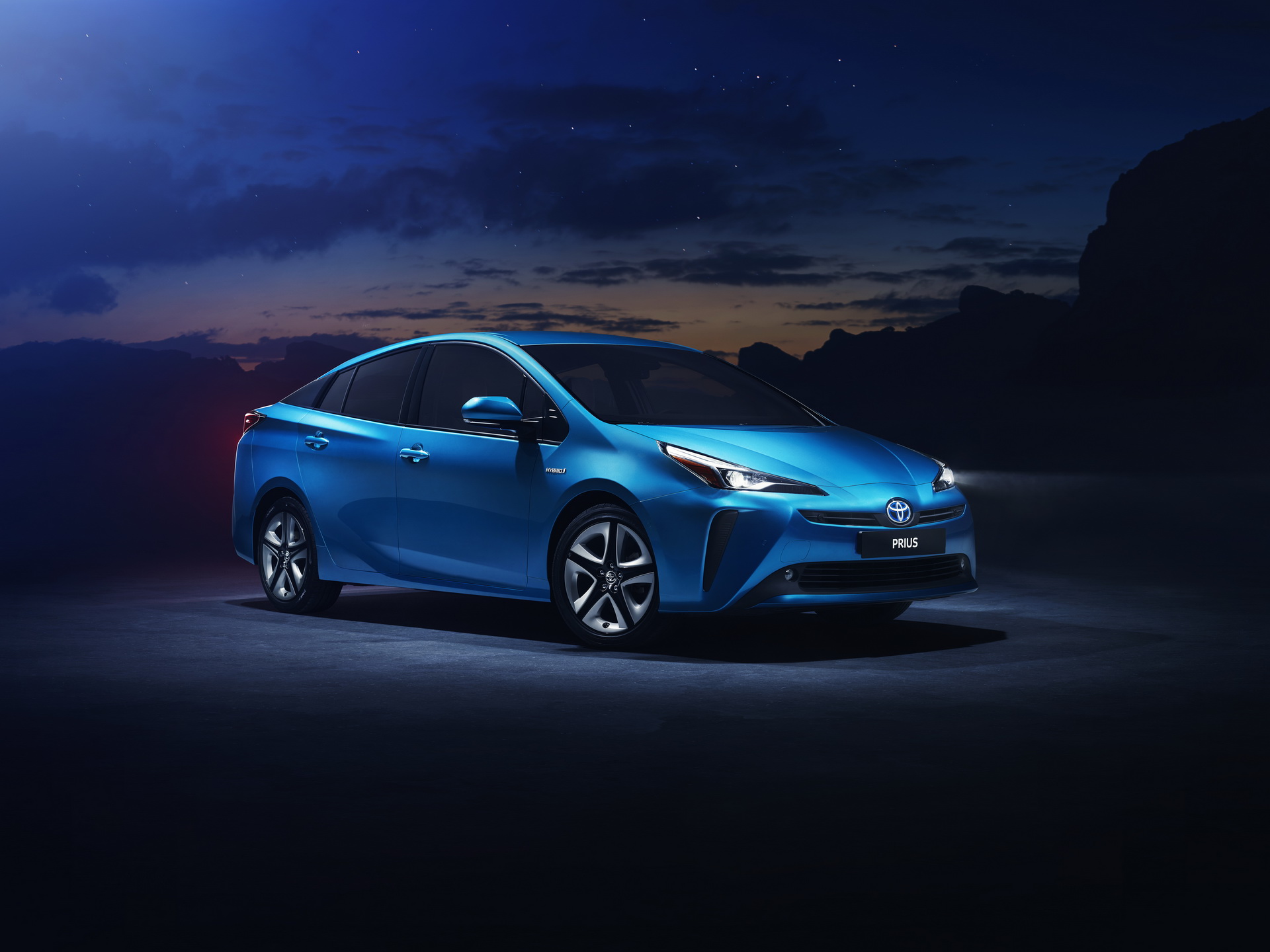 2019-Toyota-Prius-1 Toyota And Panasonic To Co-Develop Much Higher Capacity EV Batteries
