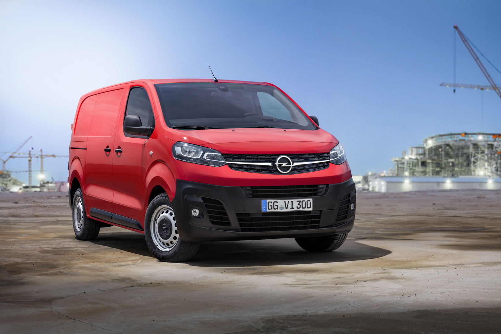 2020 opel vivaro 1 New Opel Vivaro Van Unveiled, Battery-Electric Coming Next Year