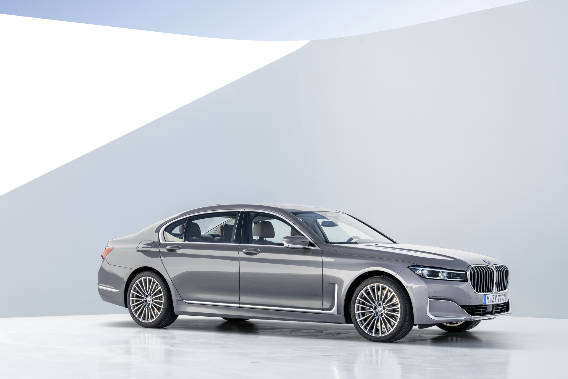 2019-BMW-7-Series-62 2020 BMW 7-Series Flagship Sedan Goes Official With Bold Update