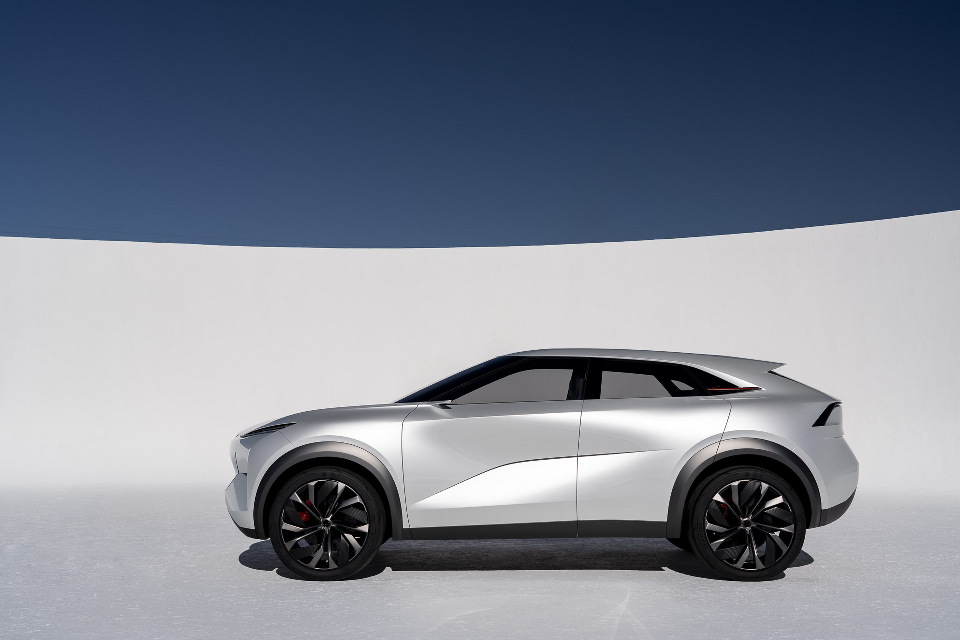 Infiniti QX Concept 74 QX Inspiration Concept Is An Unrealistic Teaser Of Infiniti’s New Electric SUV