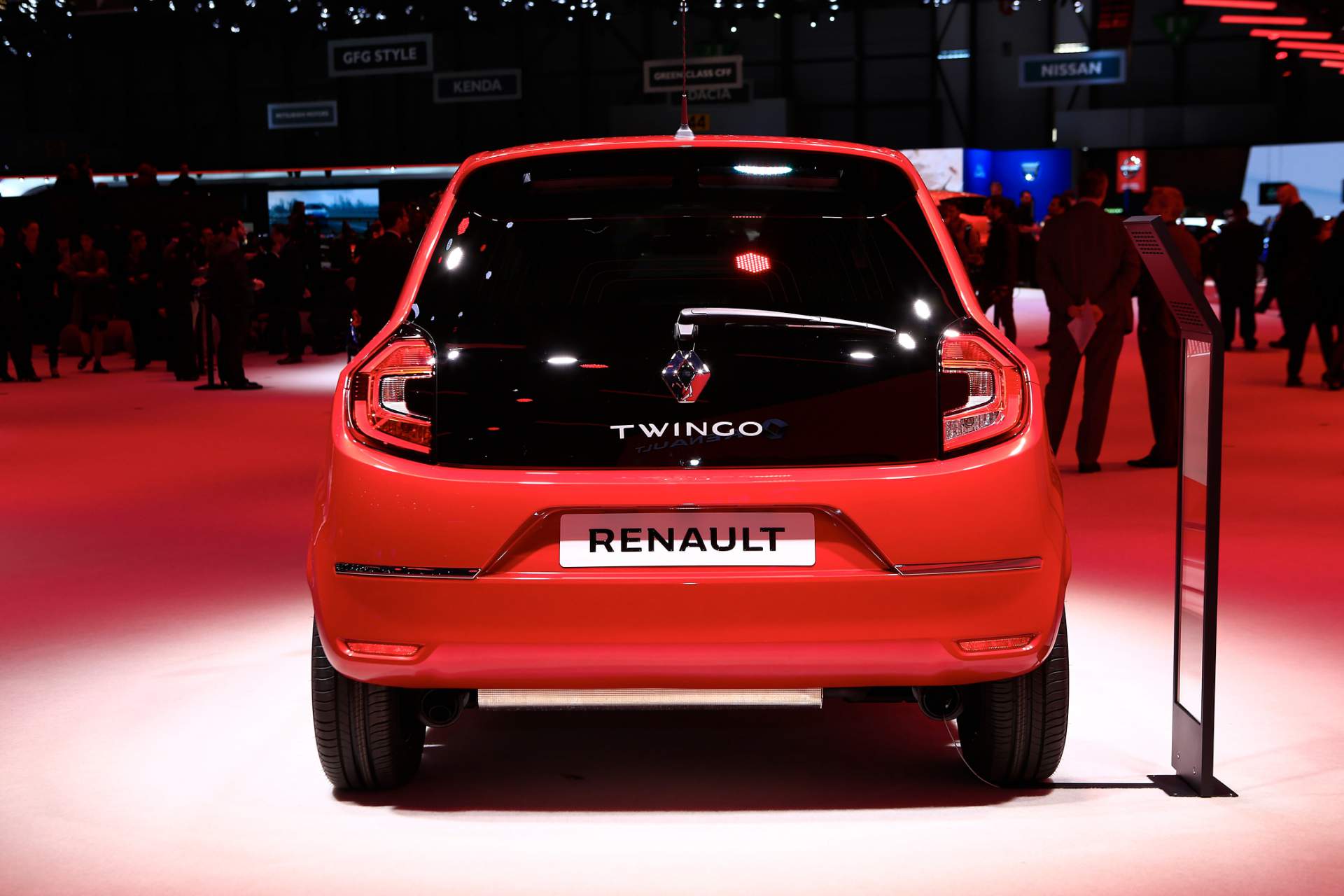 89 Renault Twingo Gets Subtle Facelift, New 1.0L Engine For 2019MY (Live Pics)