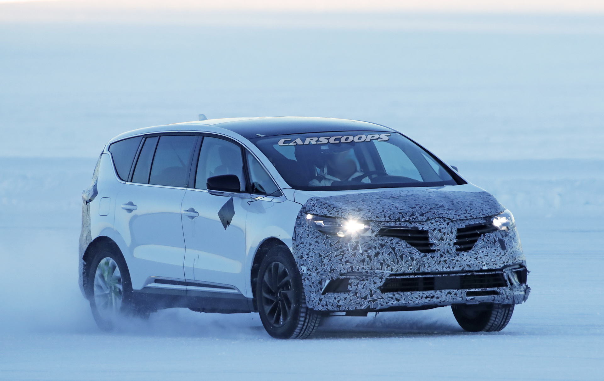 Renault-Espace-facelift-08 2020 Renault Espace Facelift Coming With New Engines And Refreshed Styling