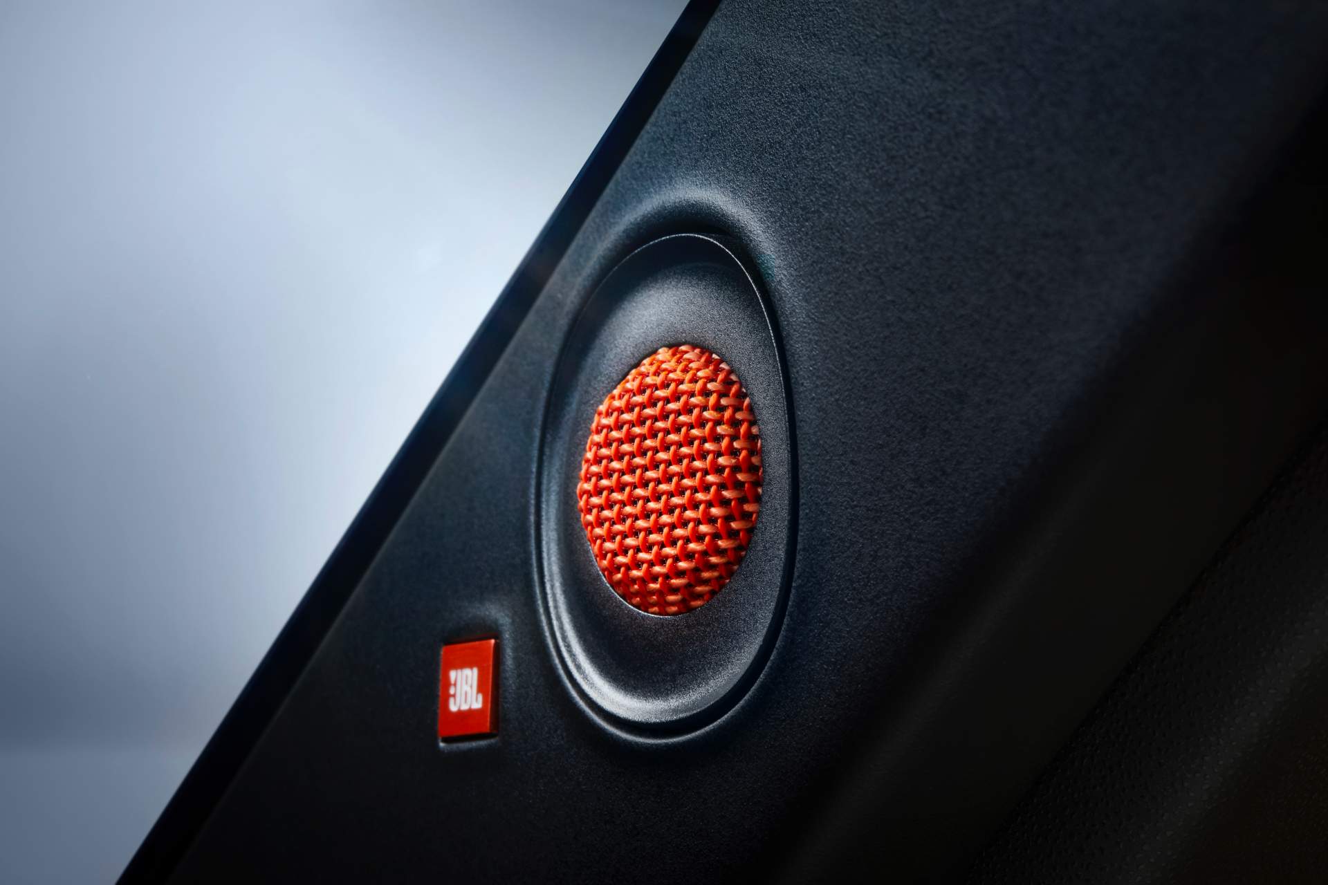 Fiat 500e Concept by Harman 4 Harman International Shows Fiat How To Build A Much Smarter 500e