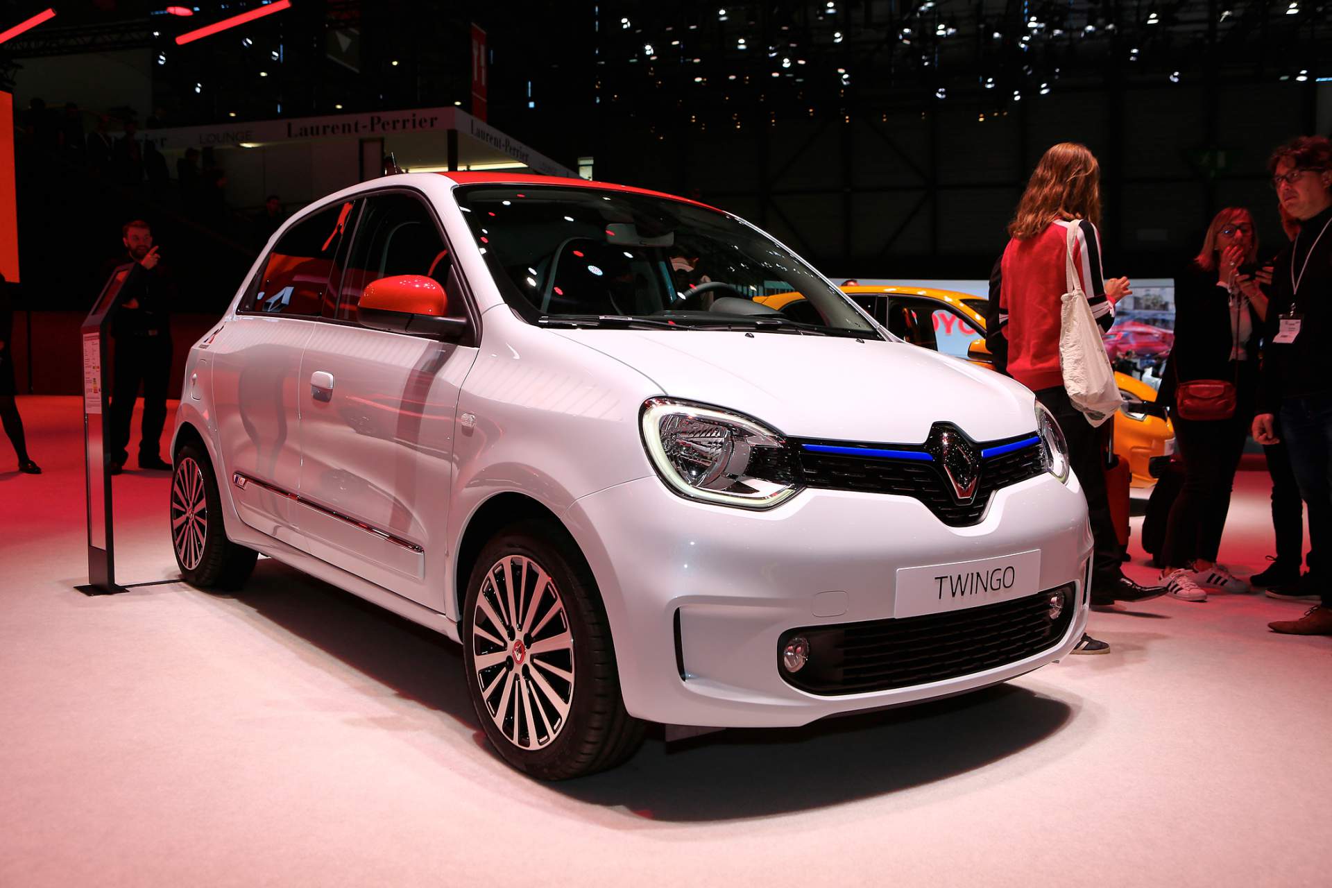 89 Renault Twingo Gets Subtle Facelift, New 1.0L Engine For 2019MY (Live Pics)