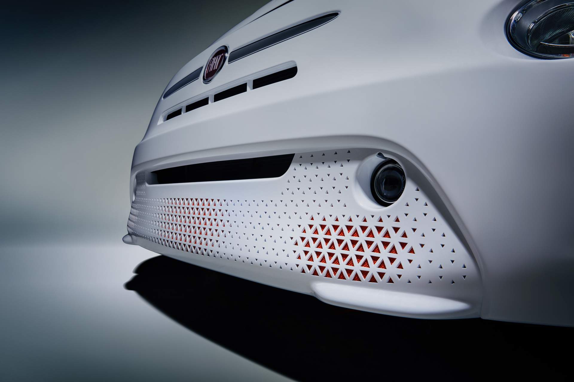 Fiat 500e Concept by Harman 6 Harman International Shows Fiat How To Build A Much Smarter 500e