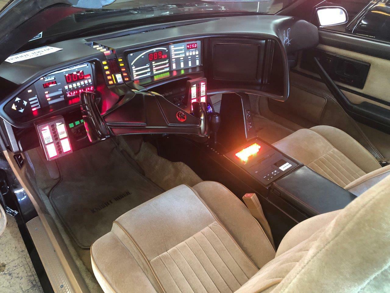 pontiac trans am kitt ebay 8 Hoff-Autographed 1983 KITT Replica Is Very Accurate, Costs $60K