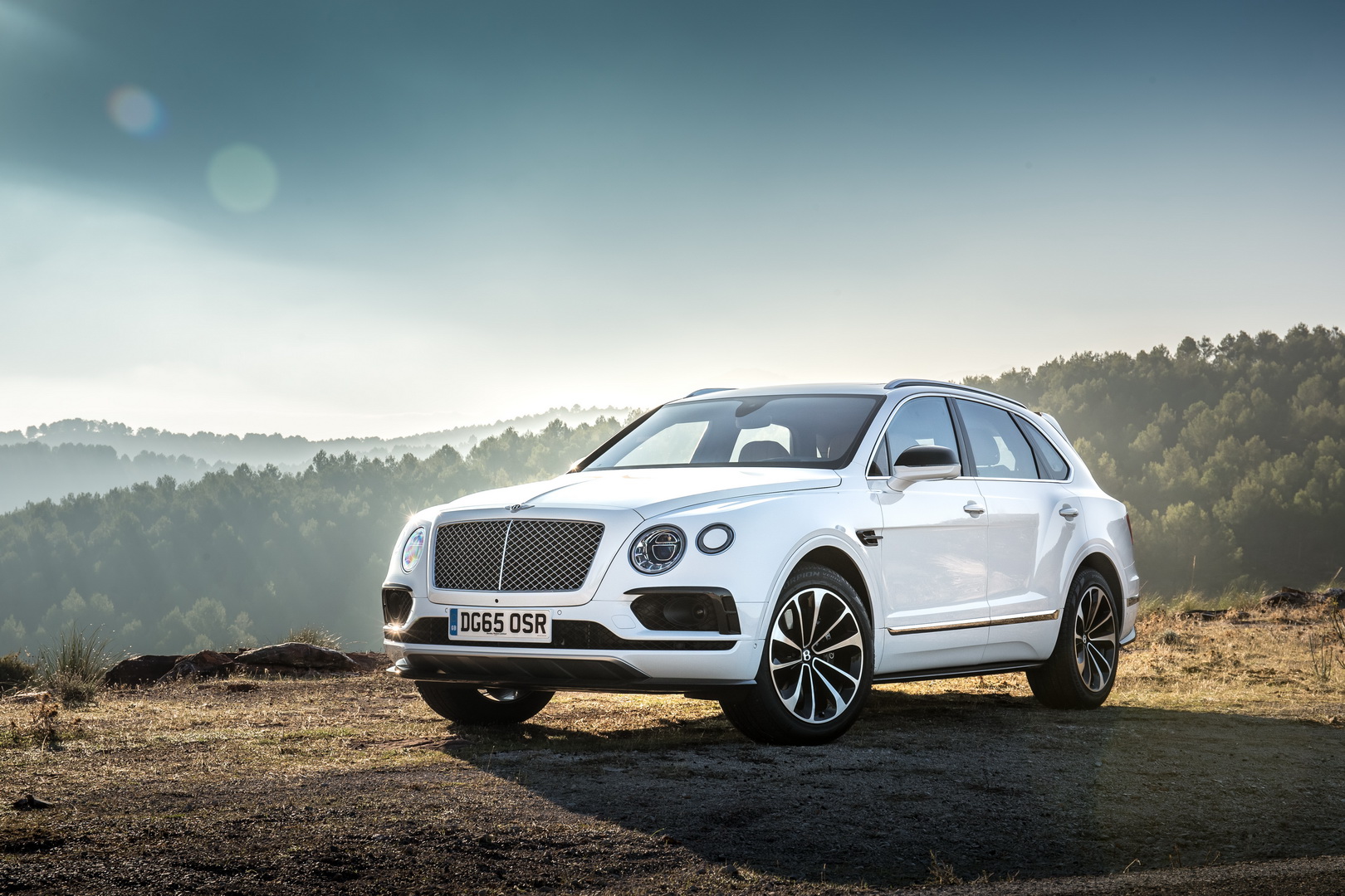 bentley bentayga 1 650 PS Bentley Bentayga Speed To Tread On Lamborghini Urus’ Feet?