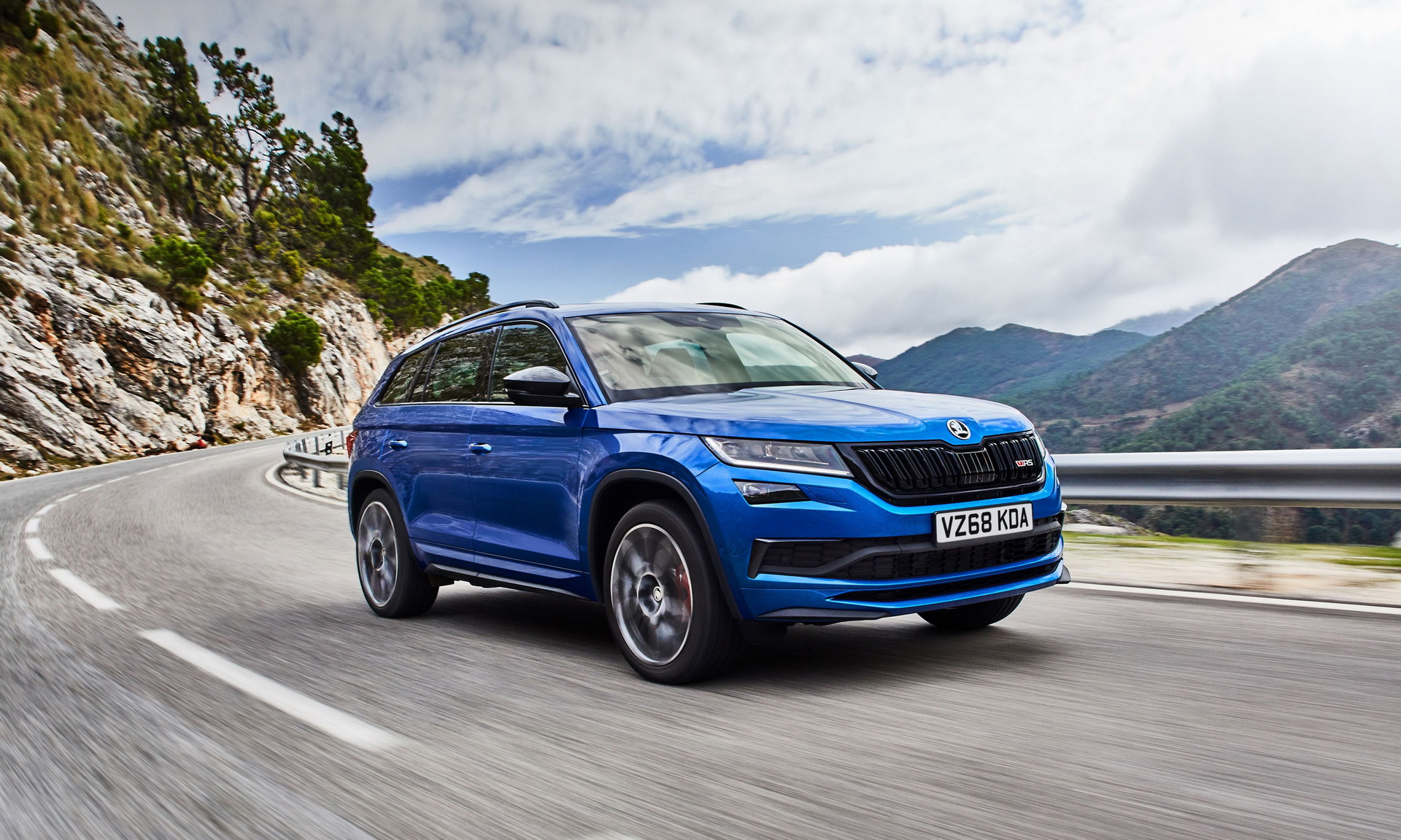 skoda kodiaq vrs uk pricing specs 3 240 PS Skoda Kodiaq RS Priced From £42,870 In The UK