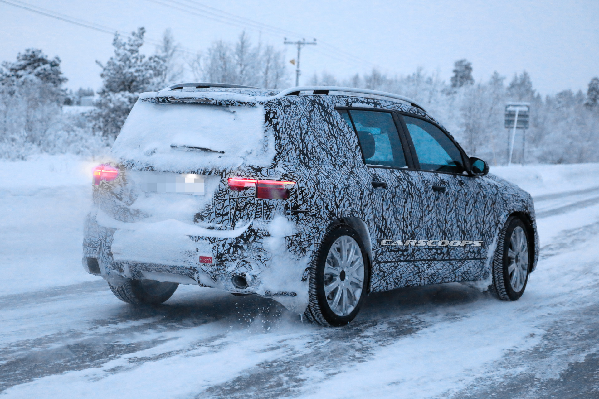 2020-Mercedes-AMG-GLB-35-20 2020 Mercedes AMG GLB 35 Packs 302 HP In Its Compact Boxy Body