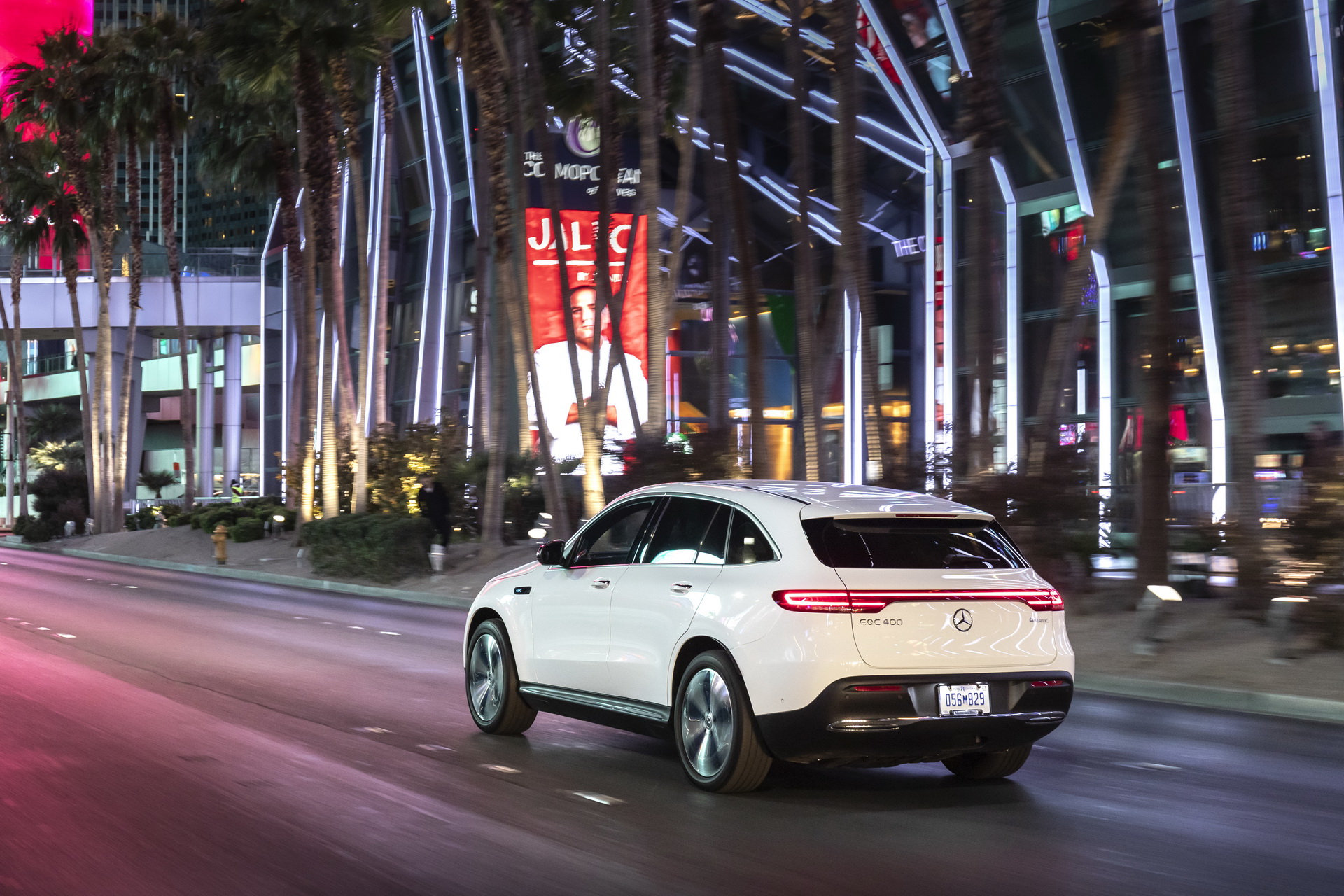 2020-Mercedes-EQC-20 Daimler Boss Expresses Brexit Concerns After Profit Drop