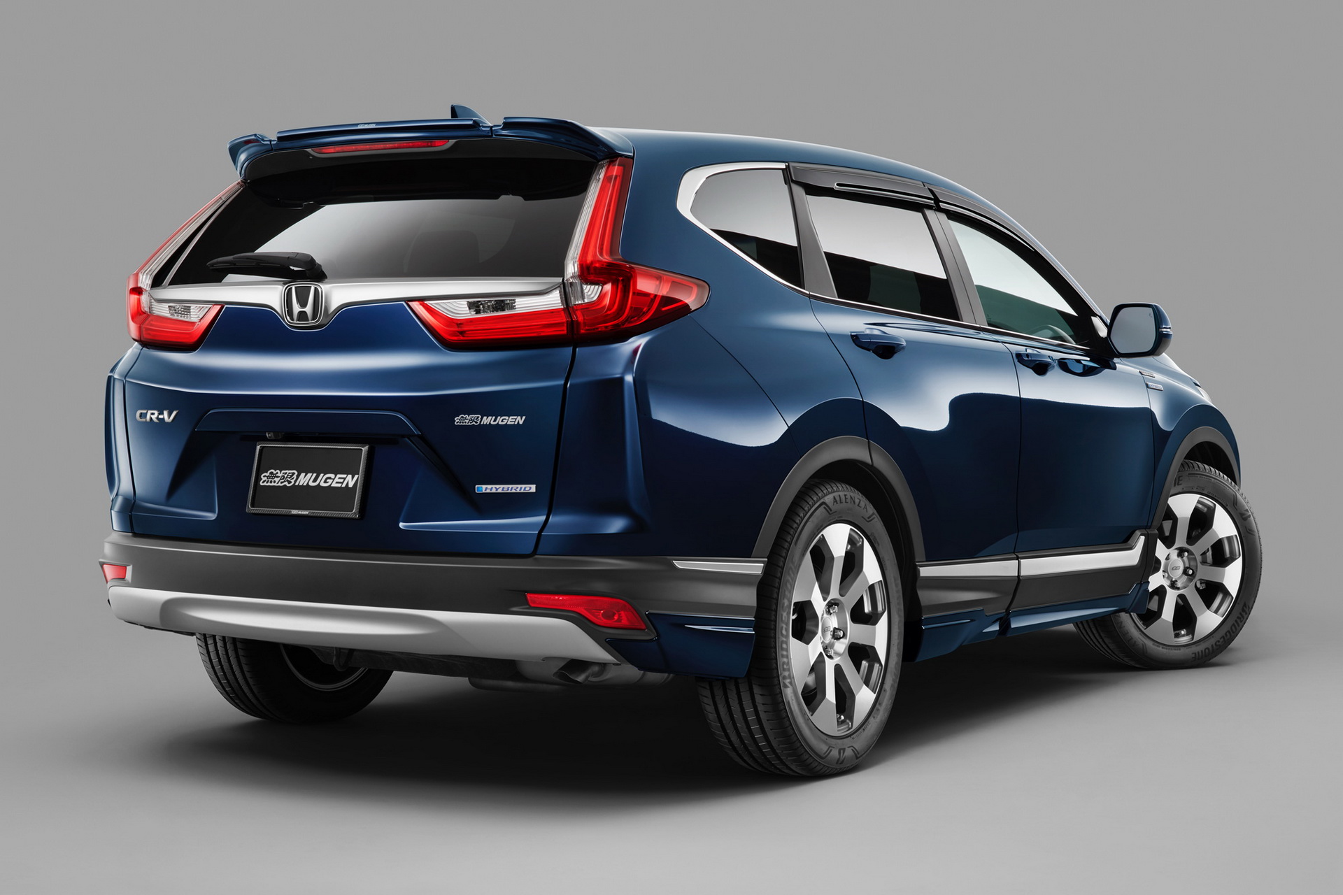 Mugen-CRV-5 Mugen Tricks Out New Honda CR-V, Insight And N-Van Too
