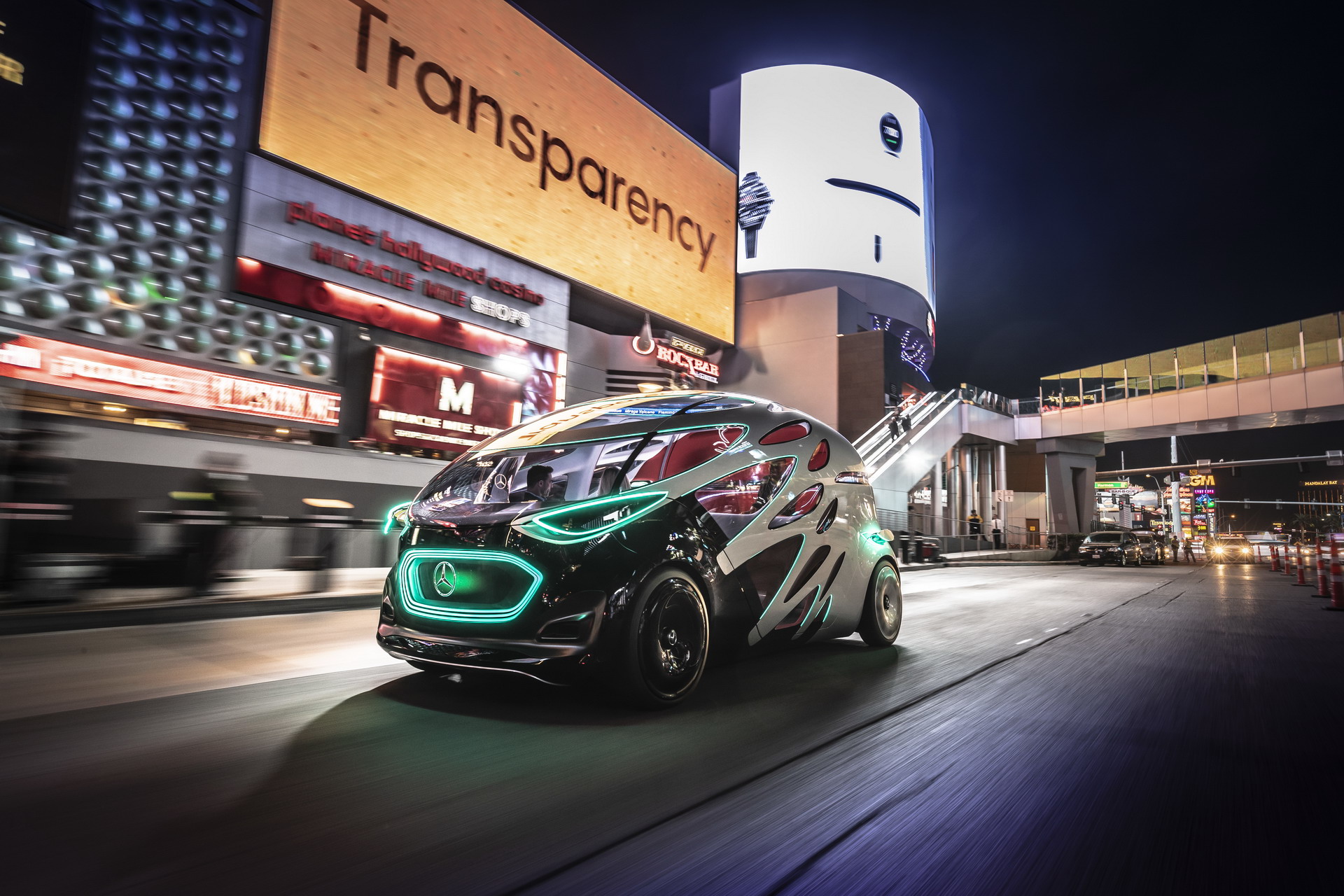 Mercedes Urbanite CES 16 Mercedes Maps Its Present (EQC) And Future (Urbanetic) At CES