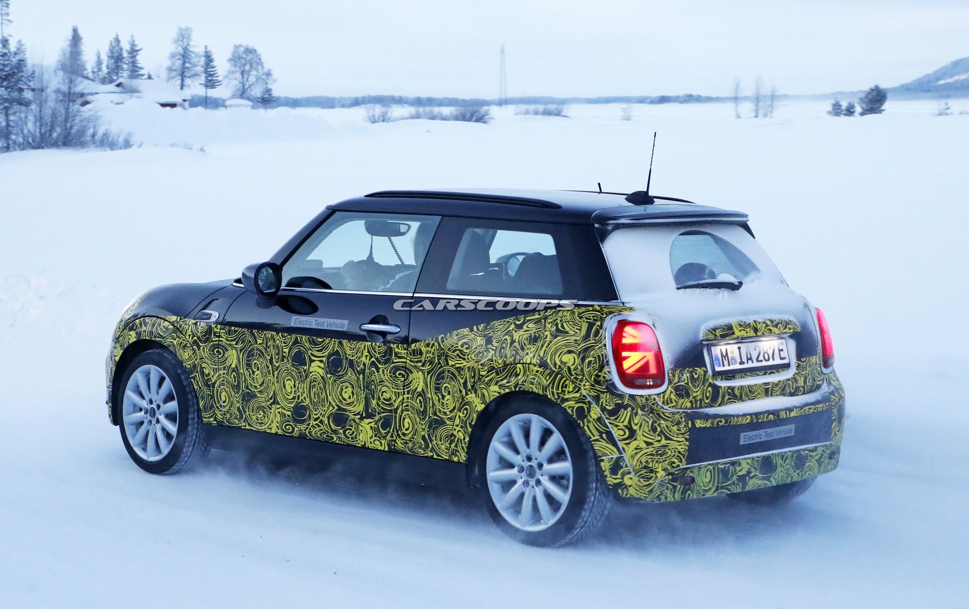 Mini-Electric-Spy-Shots-9 Mini Electric Will Make People Think You’re Driving An ICE Hatch