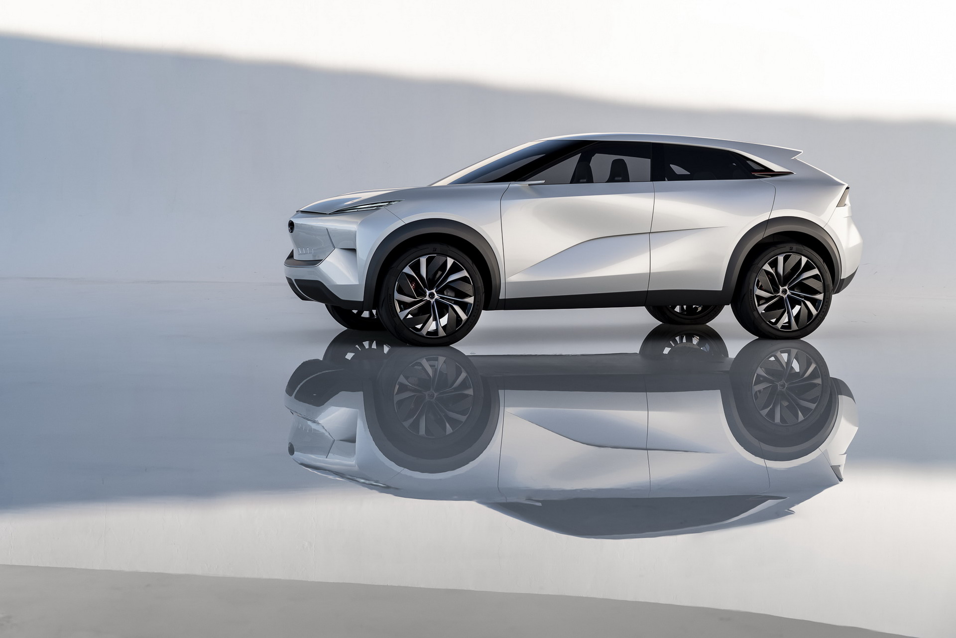 Infiniti QX Concept 80 QX Inspiration Concept Is An Unrealistic Teaser Of Infiniti’s New Electric SUV