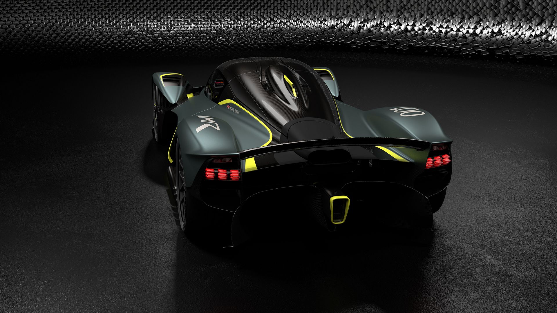 Aston-Martin-Valkyrie-AMR-Track-Performance-Pack-2 Aston Martin Valkyrie Gets Potent AMR Track Performance Pack