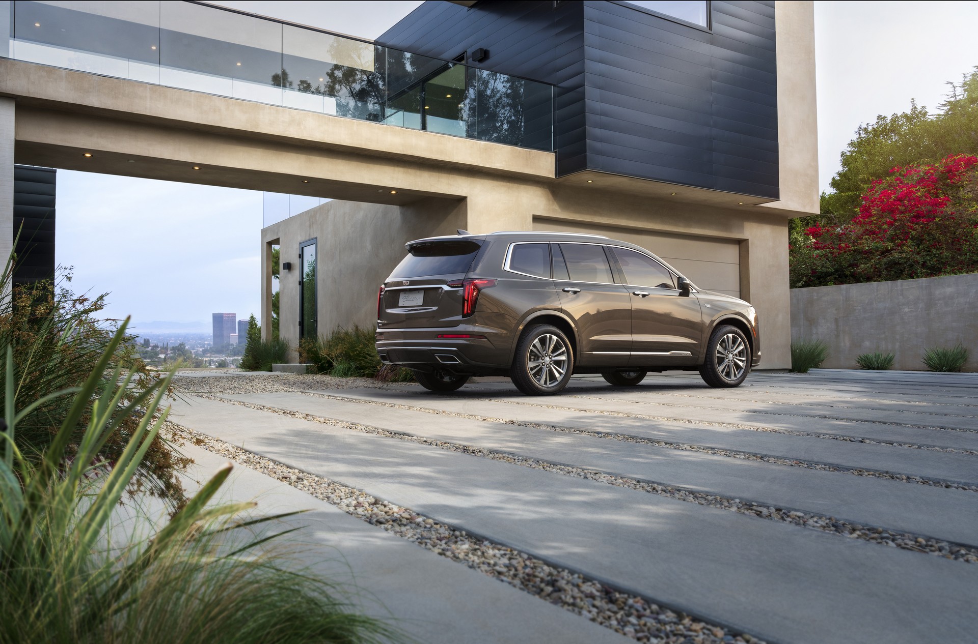 2020 Cadillac XT6-3 2020 Cadillac XT6 Costs Thousands Of Dollars More Than The Competition