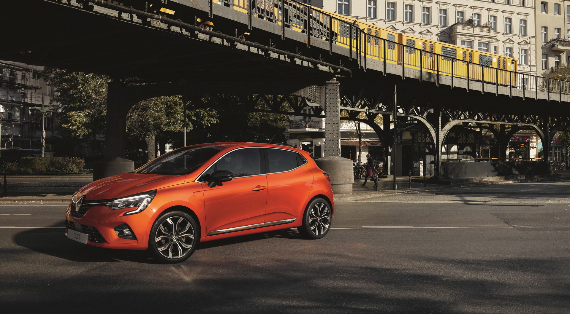 2020 renault clio exterior 2 2020 Renault Clio Is Ready To Conquer The Supermini Segment