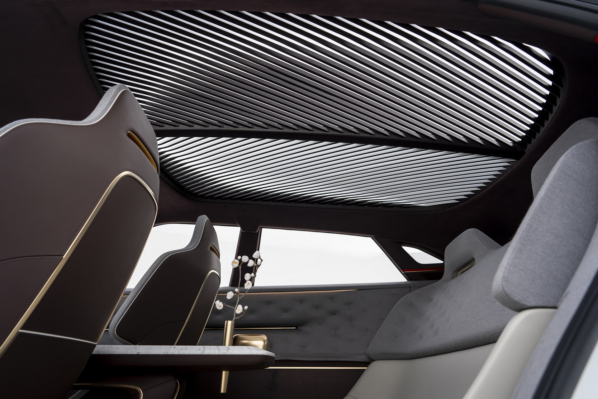 Infiniti QX Concept 134 QX Inspiration Concept Is An Unrealistic Teaser Of Infiniti’s New Electric SUV