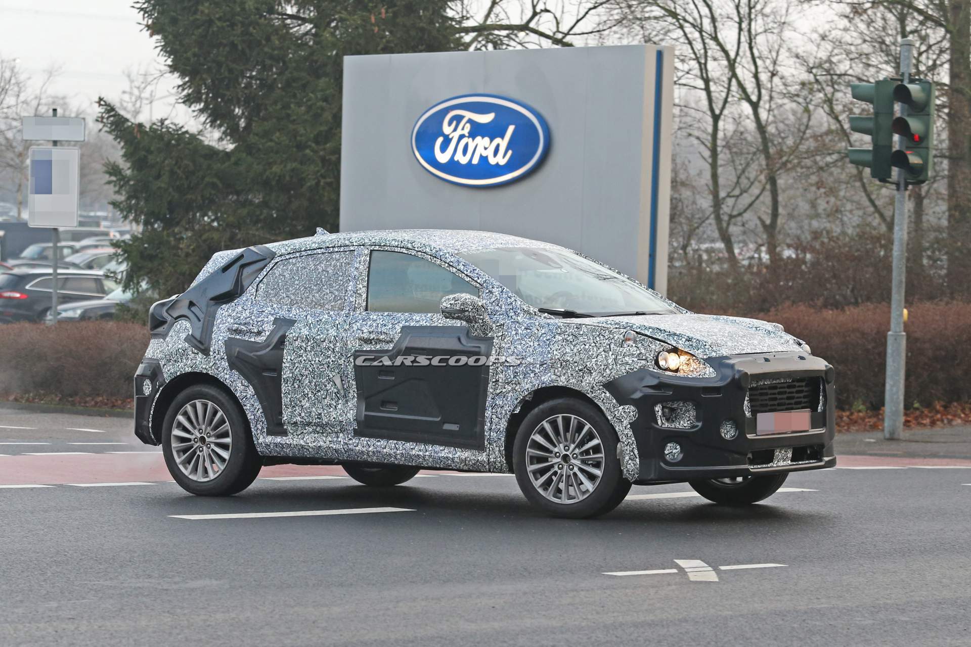Ford Fiesta-based SUV prototype spy shots 8 New Ford Fiesta-Based SUV Will Replace EcoSport, Could Be Called Puma