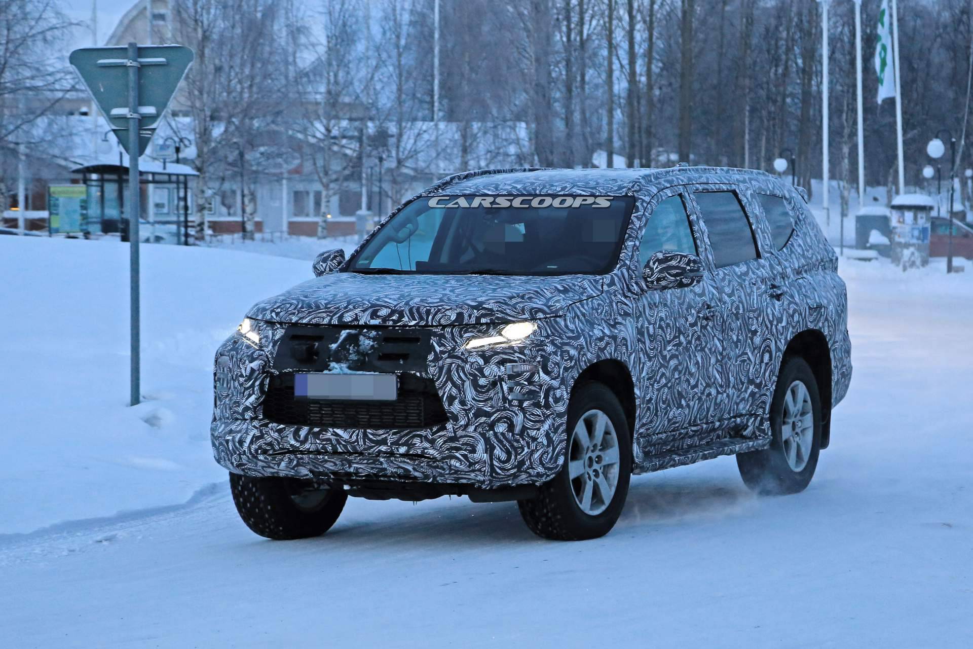 2020 Mitsubishi Pajero Sport facelift spy shots 3 2020 Mitsubishi Pajero Sport Shows Updated Face Ahead Of July 25 Reveal