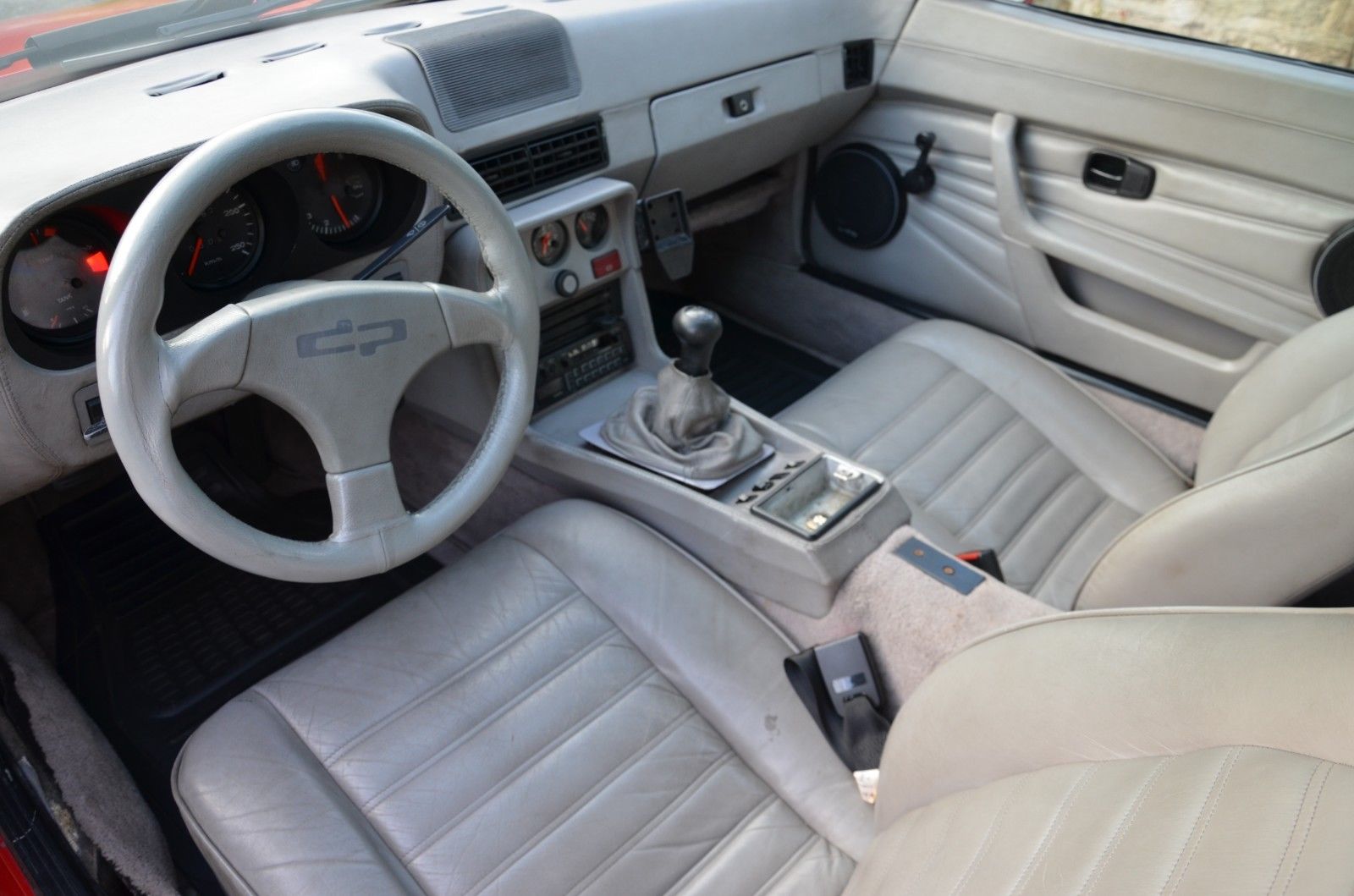 porsche 924 dp cargo shooting brake ebay 5 1-Of-3 1976 Porsche 924 Shooting Brakes Lands On eBay For Just Under $38,000