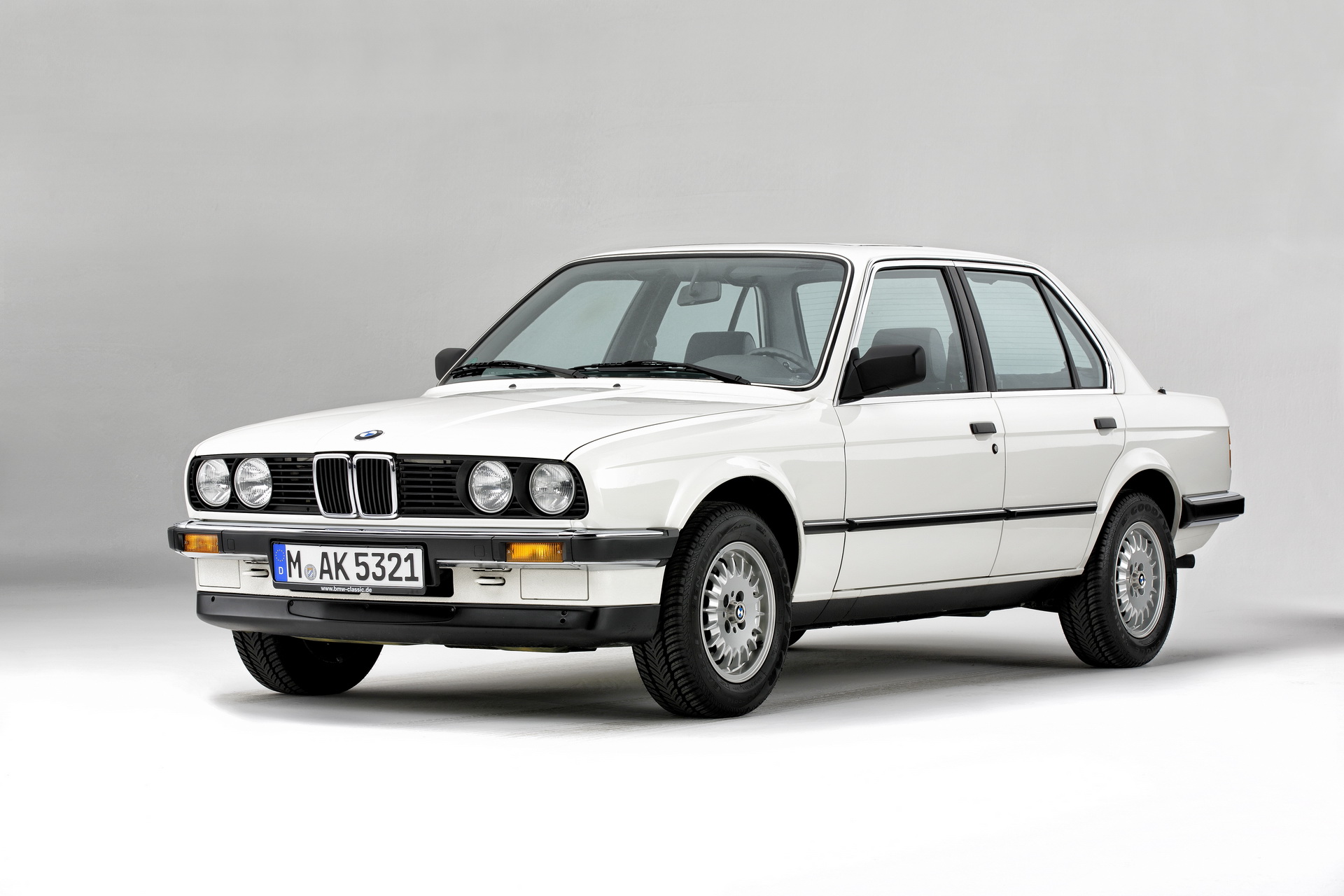 BMW-3-Series-E30-01 What Car Would You Buy From Your Birth Year?
