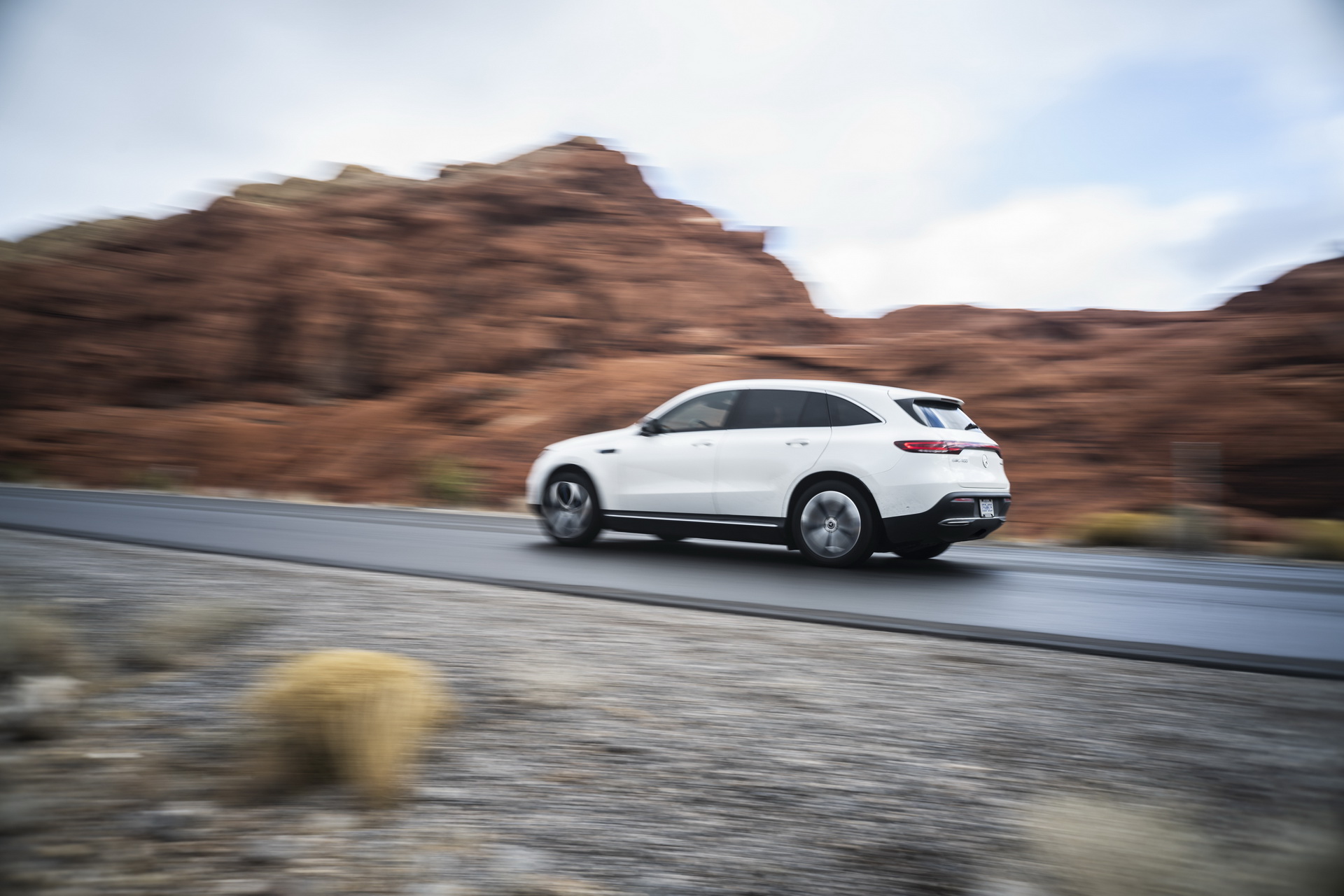 2020-Mercedes-EQC-55 Mercedes Maps Its Present (EQC) And Future (Urbanetic) At CES