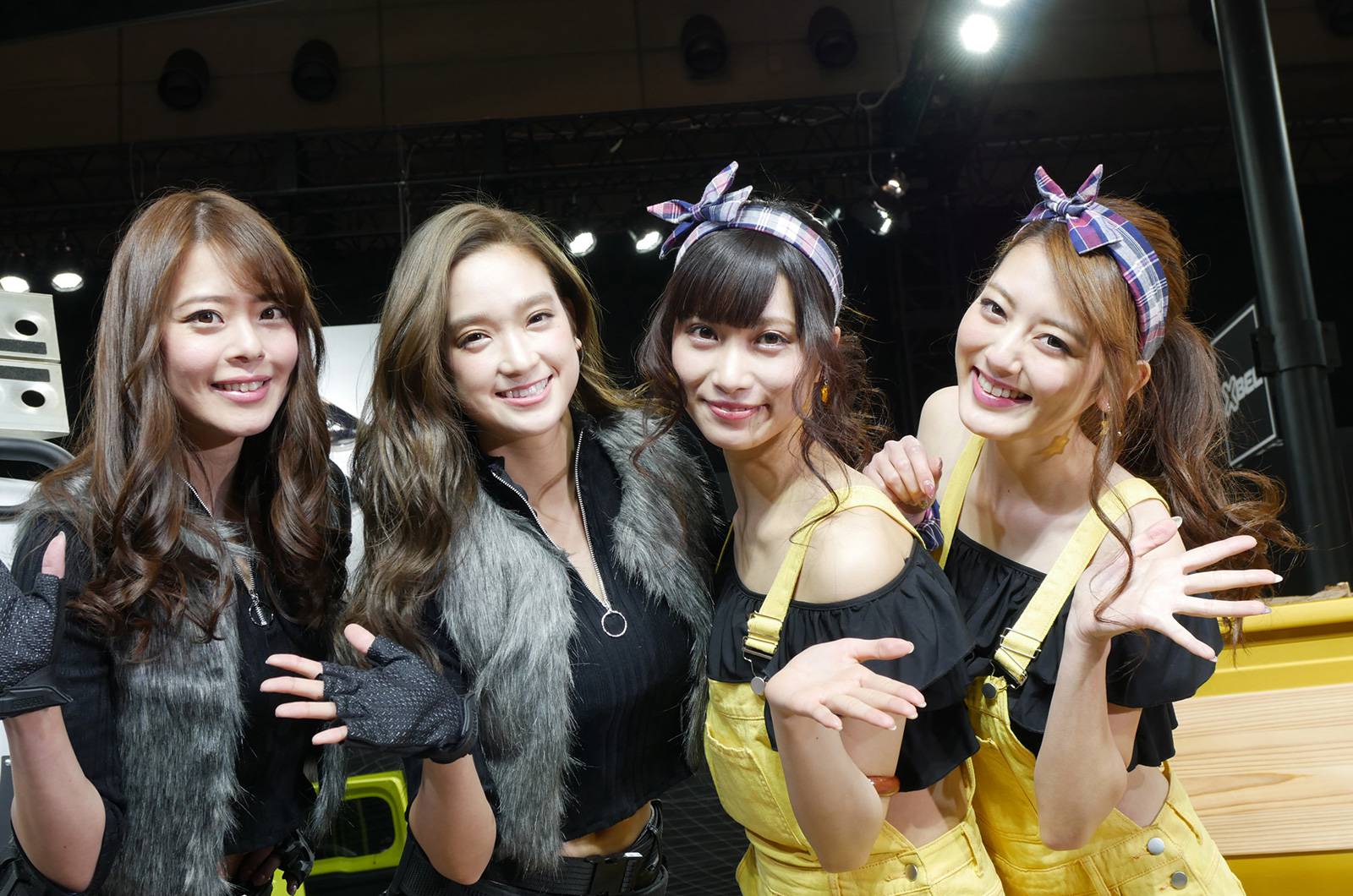 Suzuki booth babes 2019 Tokyo Auto Salon 1 Suzuki Joins The Jimny Makeover Party With Woody Pickup And Survive