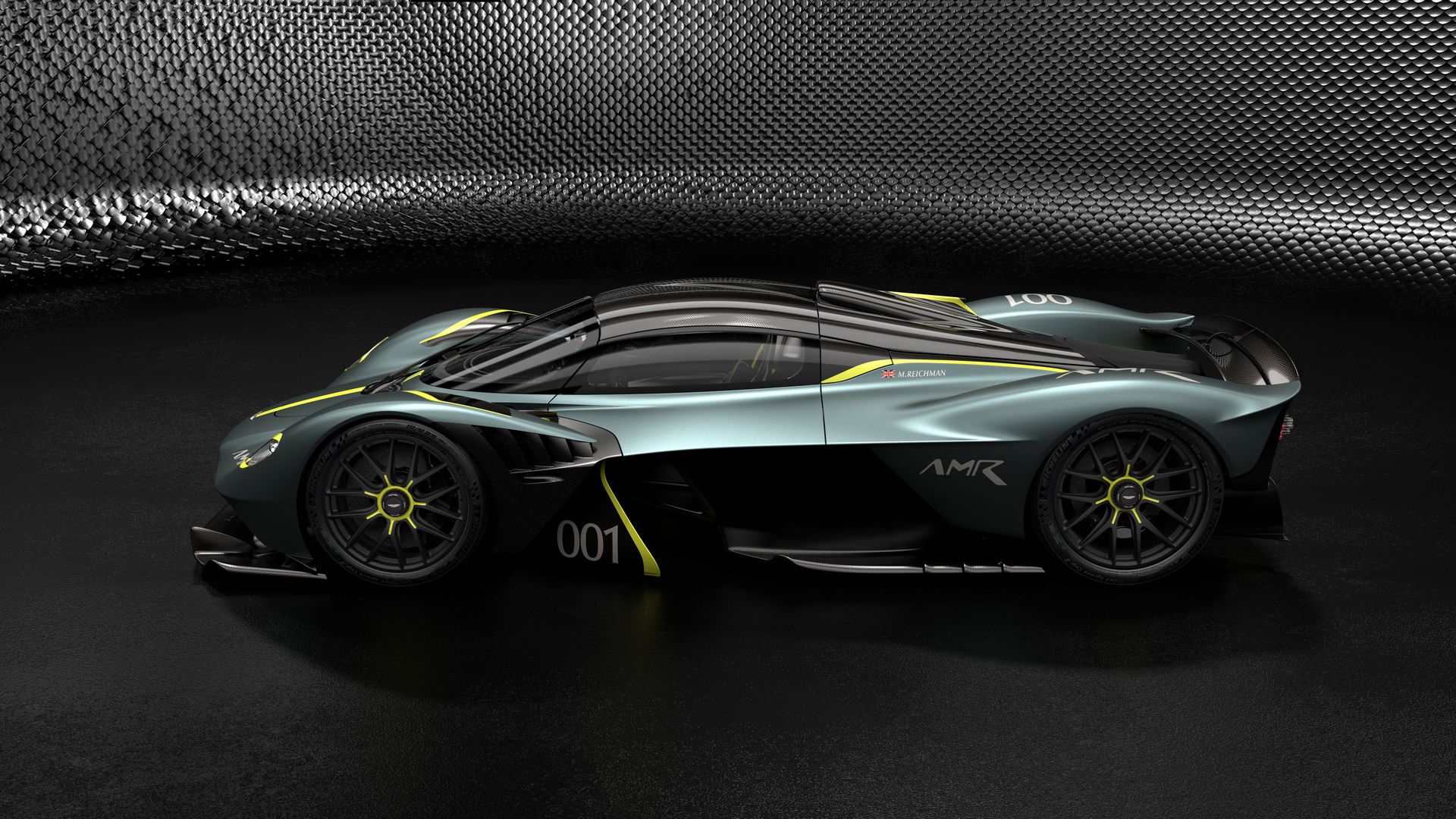 Aston-Martin-Valkyrie-AMR-Track-Performance-Pack-3 Aston Martin Valkyrie Gets Potent AMR Track Performance Pack