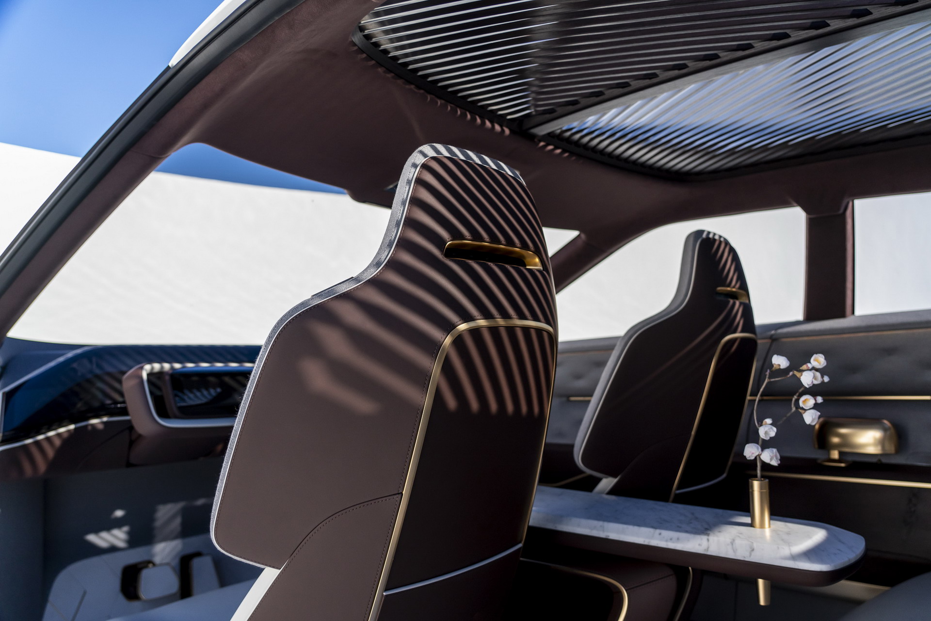 Infiniti QX Concept 146 QX Inspiration Concept Is An Unrealistic Teaser Of Infiniti’s New Electric SUV