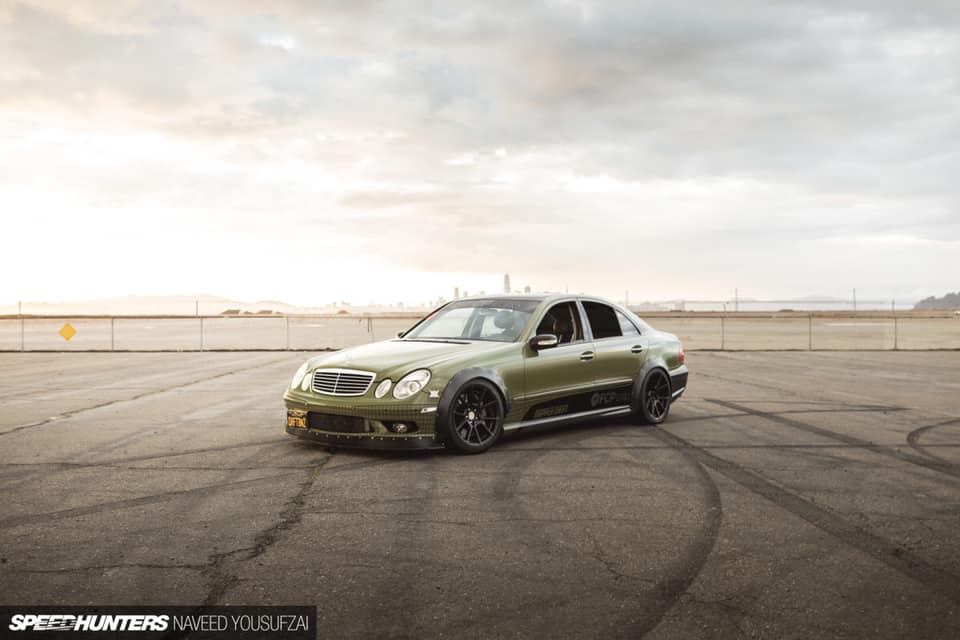 mercedes-benz e55 amg drift car 3 Mercedes-Benz E55 AMG Is Perhaps The Most Elegant Drift Car On The Planet