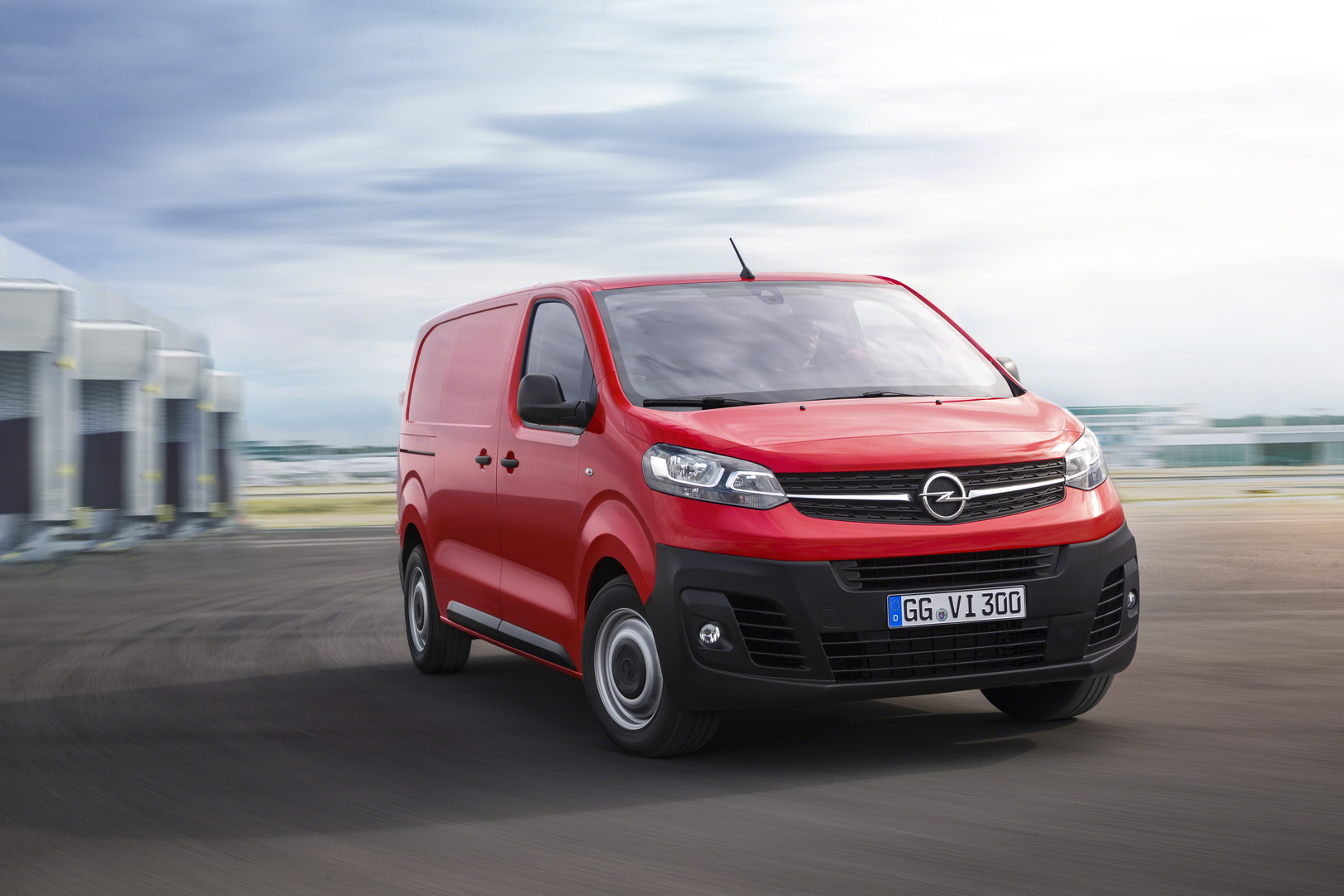 2020 opel vivaro 5 New Opel Vivaro Van Unveiled, Battery-Electric Coming Next Year