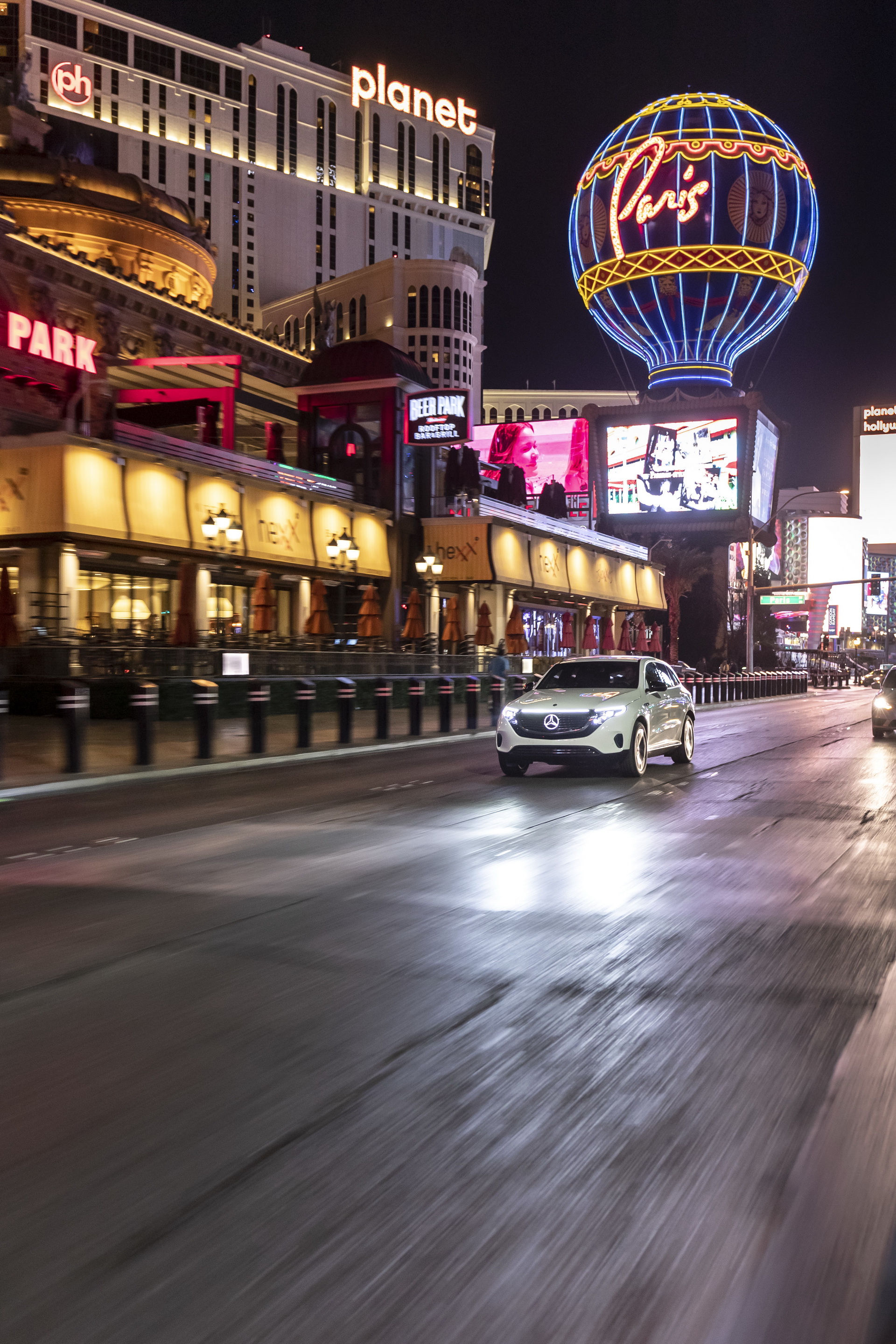 2020-Mercedes-EQC-17 Mercedes Maps Its Present (EQC) And Future (Urbanetic) At CES