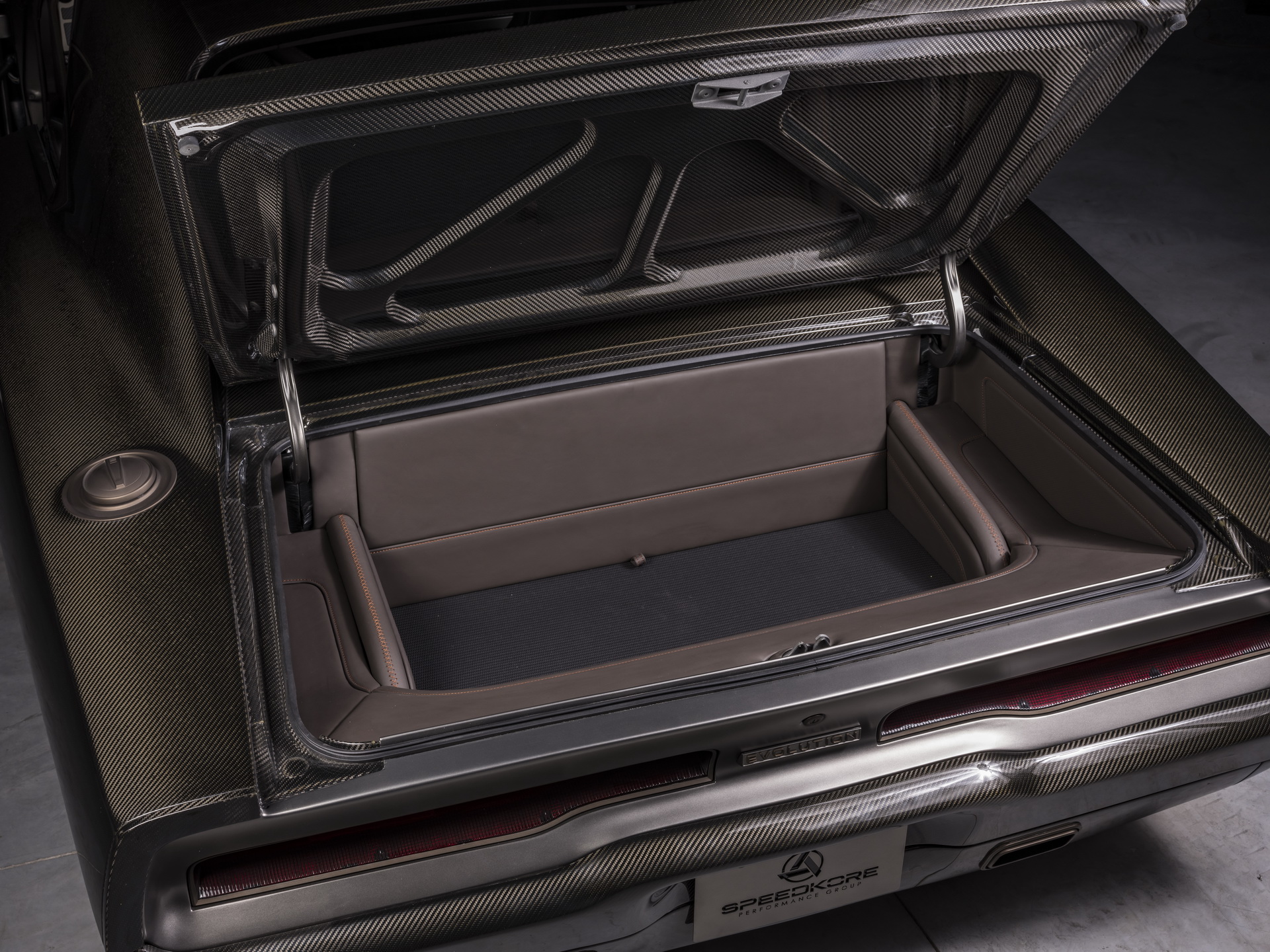 Speedkore-Charger-EVO-14 Speedkore’s Carbon-Clad ’70 Dodge Charger EVO And Mustang Boss 302 Are Pure Awesomeness