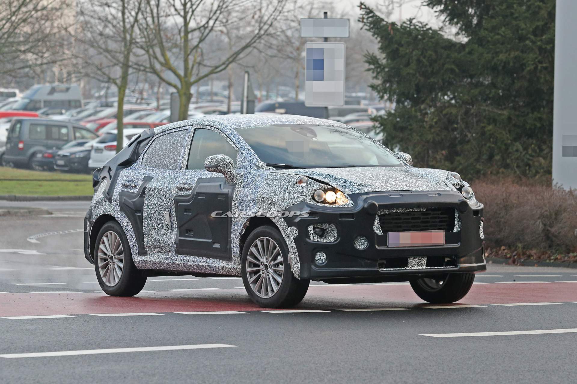 Ford Fiesta-based SUV prototype spy shots 6 New Ford Fiesta-Based SUV Will Replace EcoSport, Could Be Called Puma