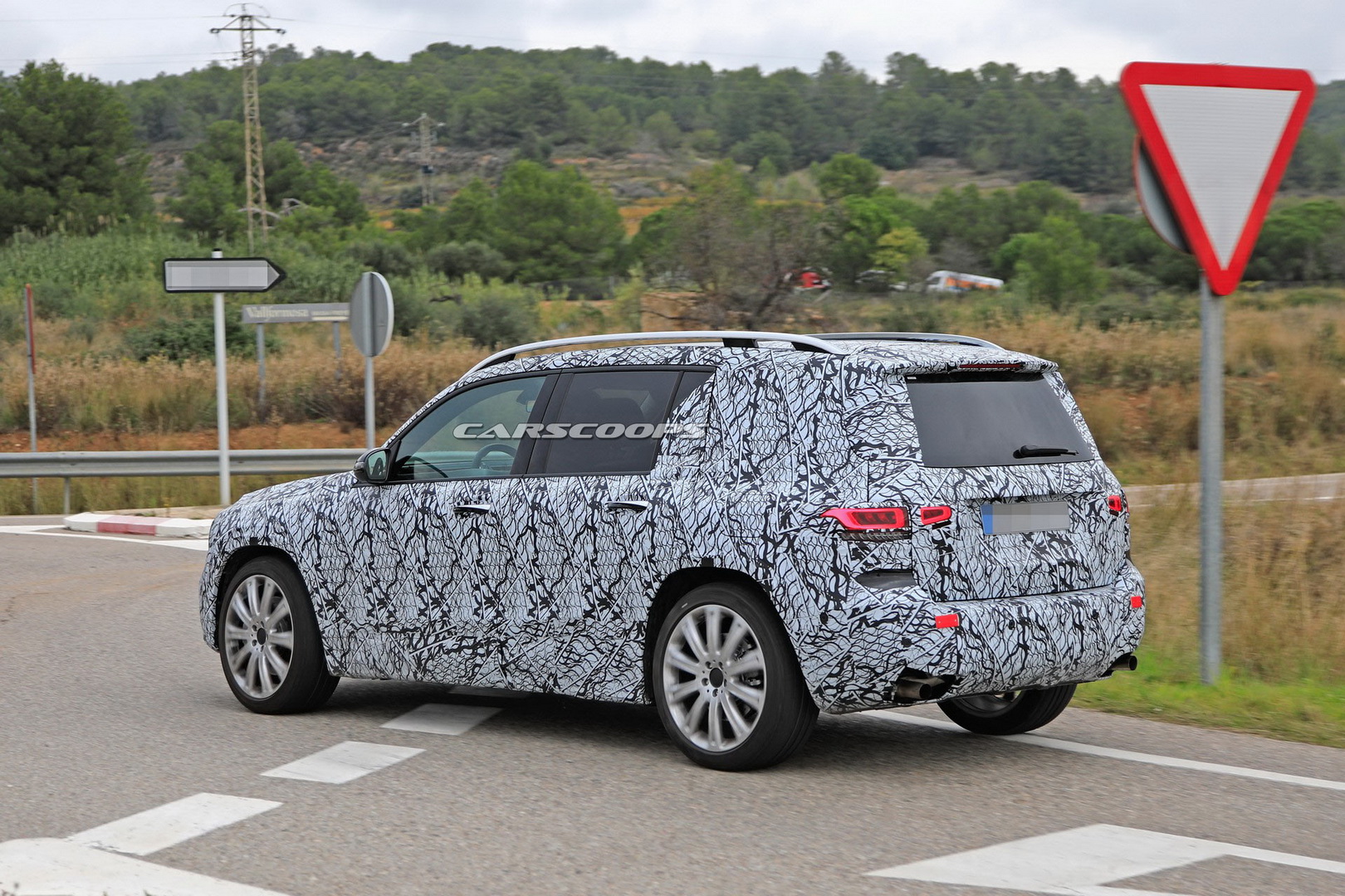 2020 mercedes-amg glb 35 3 Mercedes-Benz GLB Tipped To Debut This Summer, AMG 35 Variant Will Follow