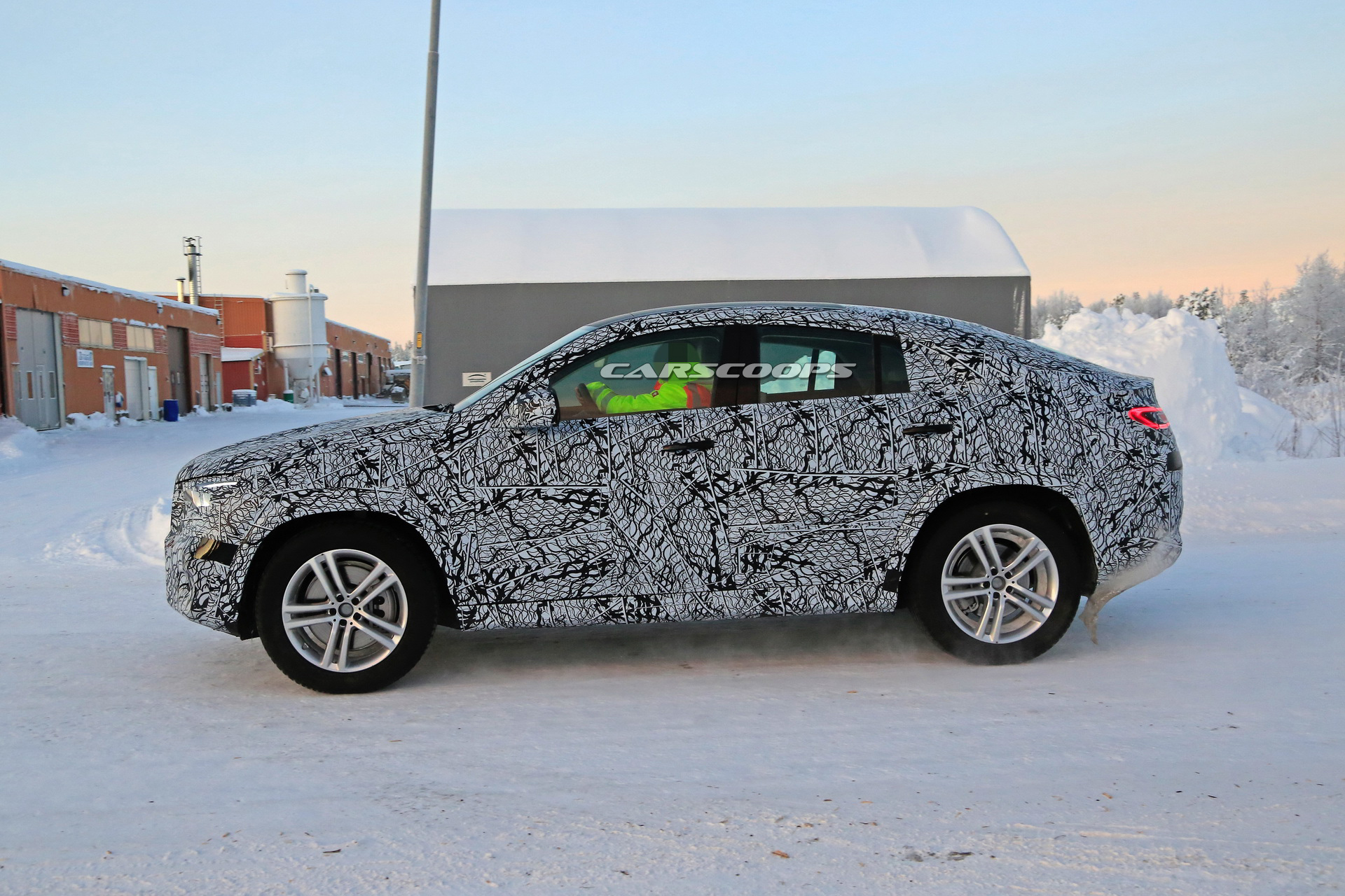 2020 mercedes gle coupe winter spy shots 4 2020 Mercedes GLE Coupe Teased Ahead Of August 28th Debut